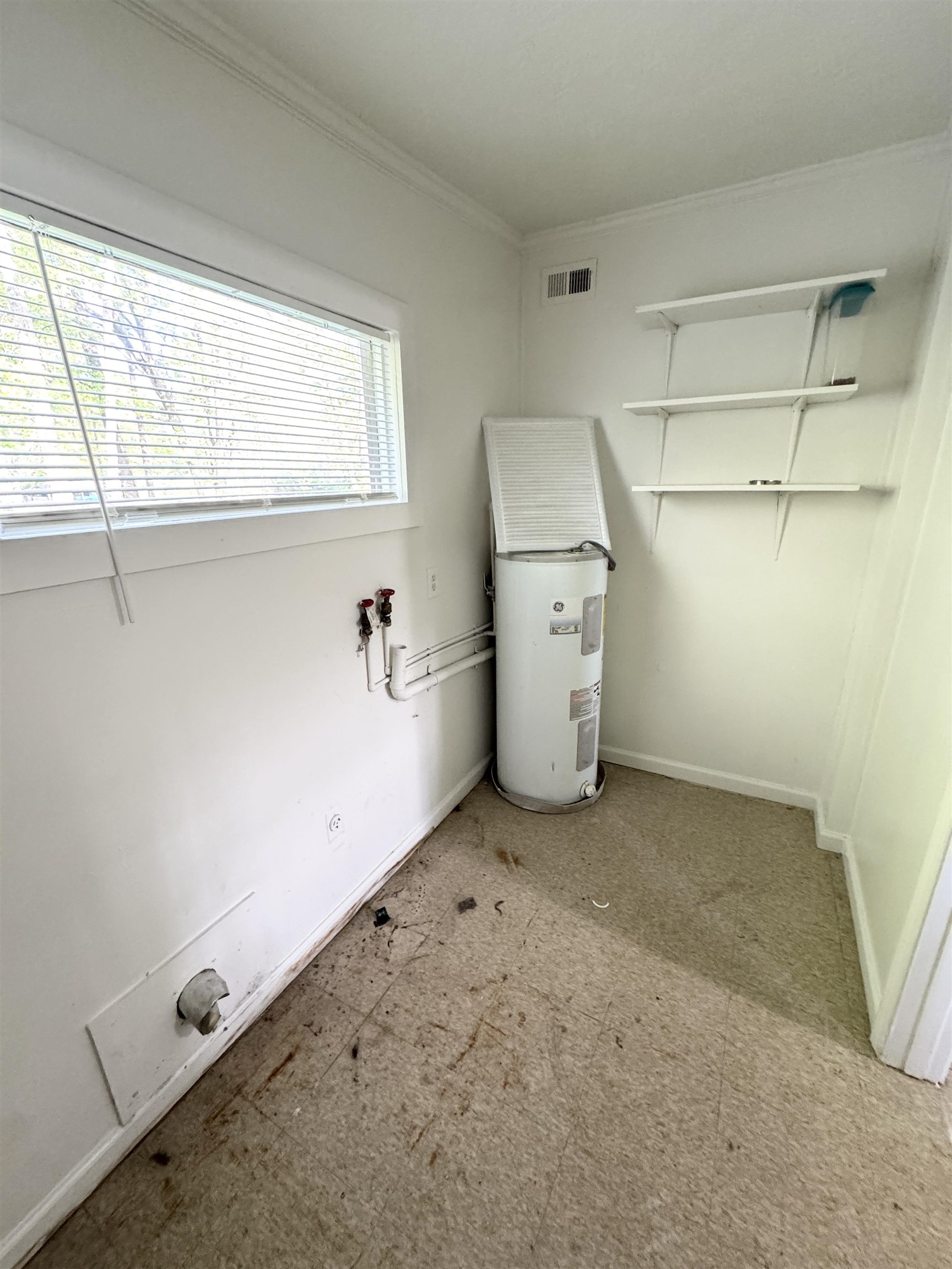 1349 Longcrest Rd Property Photo 14