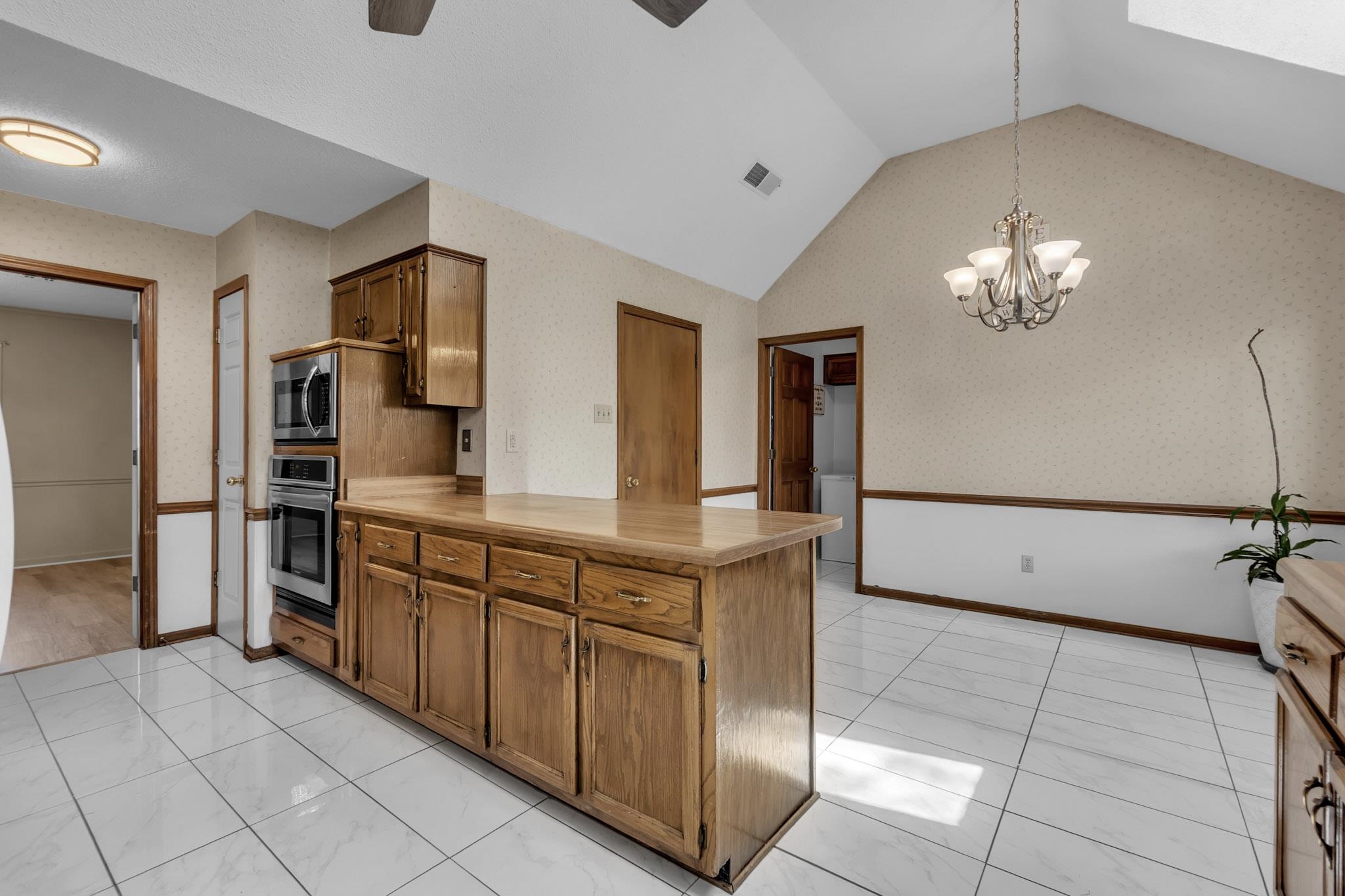 4305 Beaver Creek Ln Property Photo 7