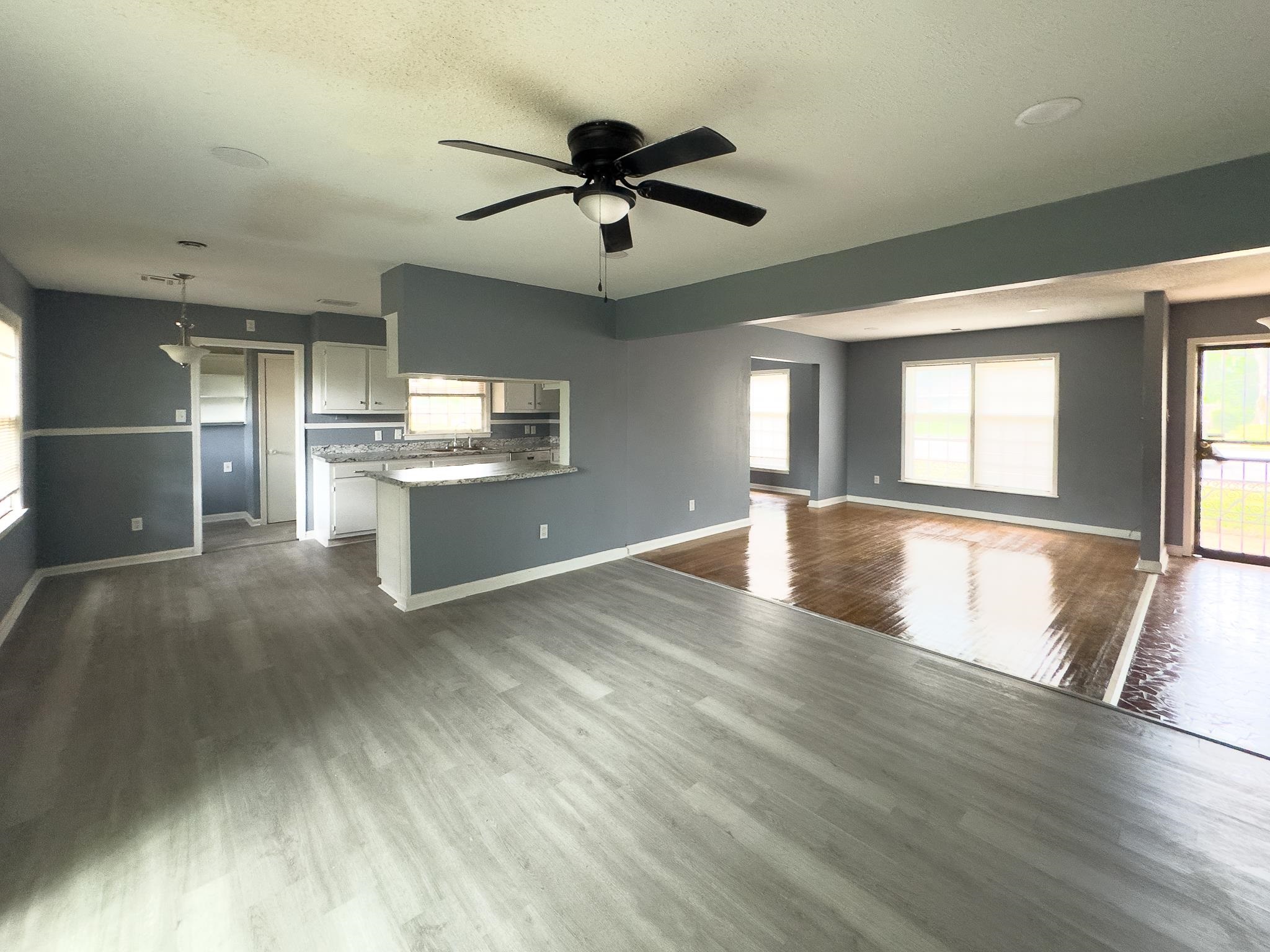 3553 Rhodes Ave Property Photo 6