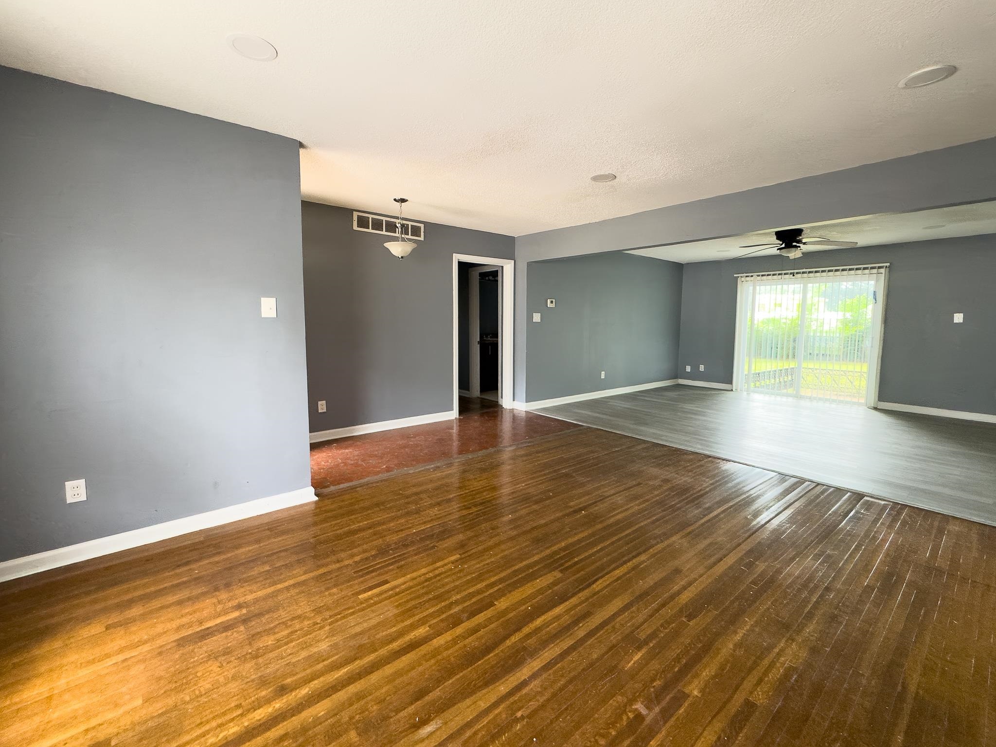 3553 Rhodes Ave Property Photo 7