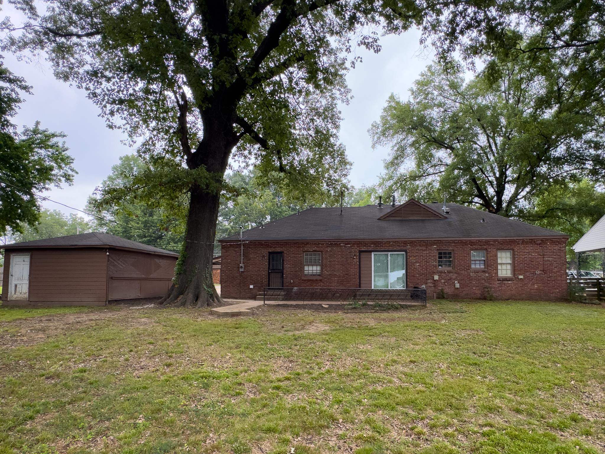 3553 Rhodes Ave Property Photo 15