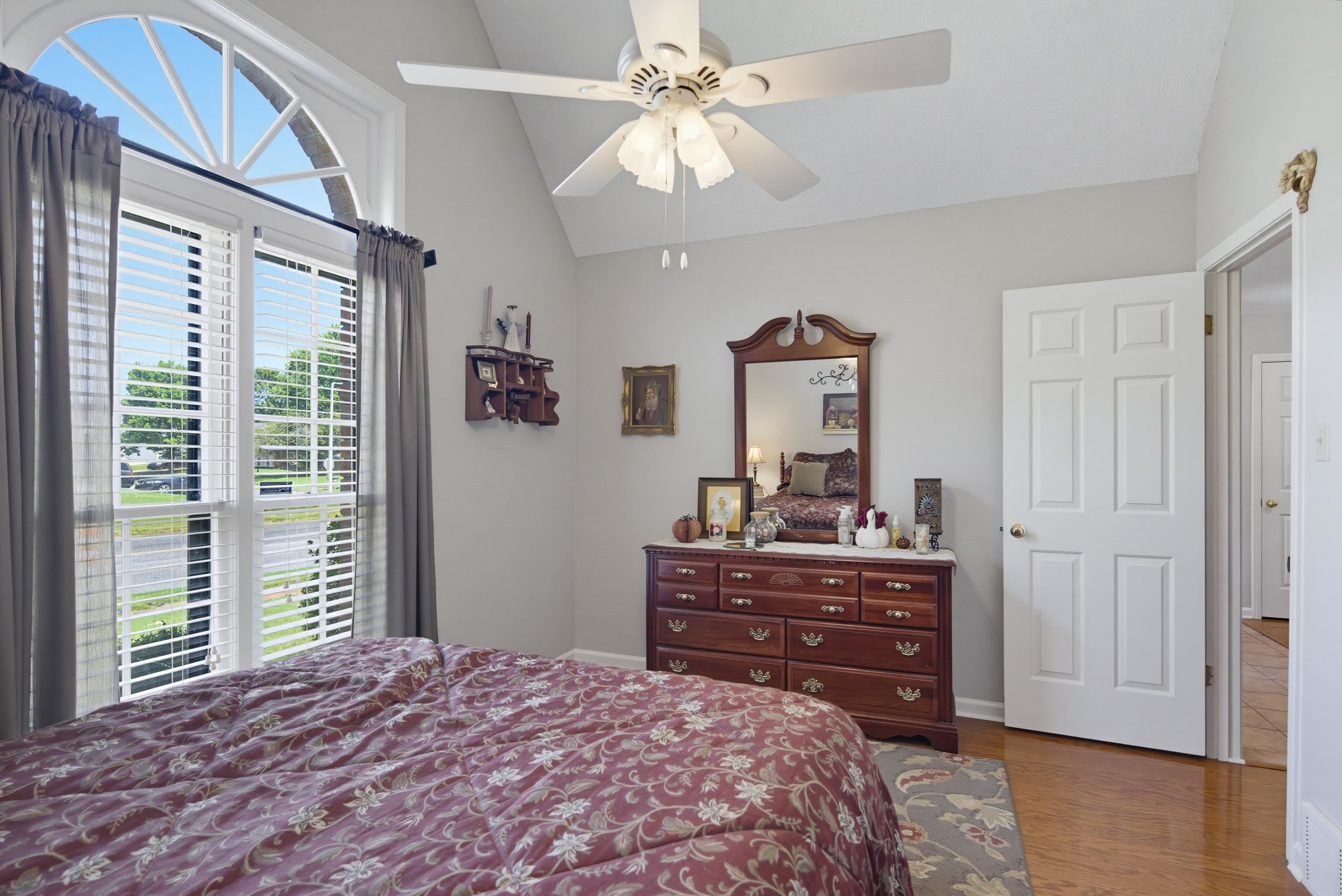 7291 Barnstable Rd Property Photo 14