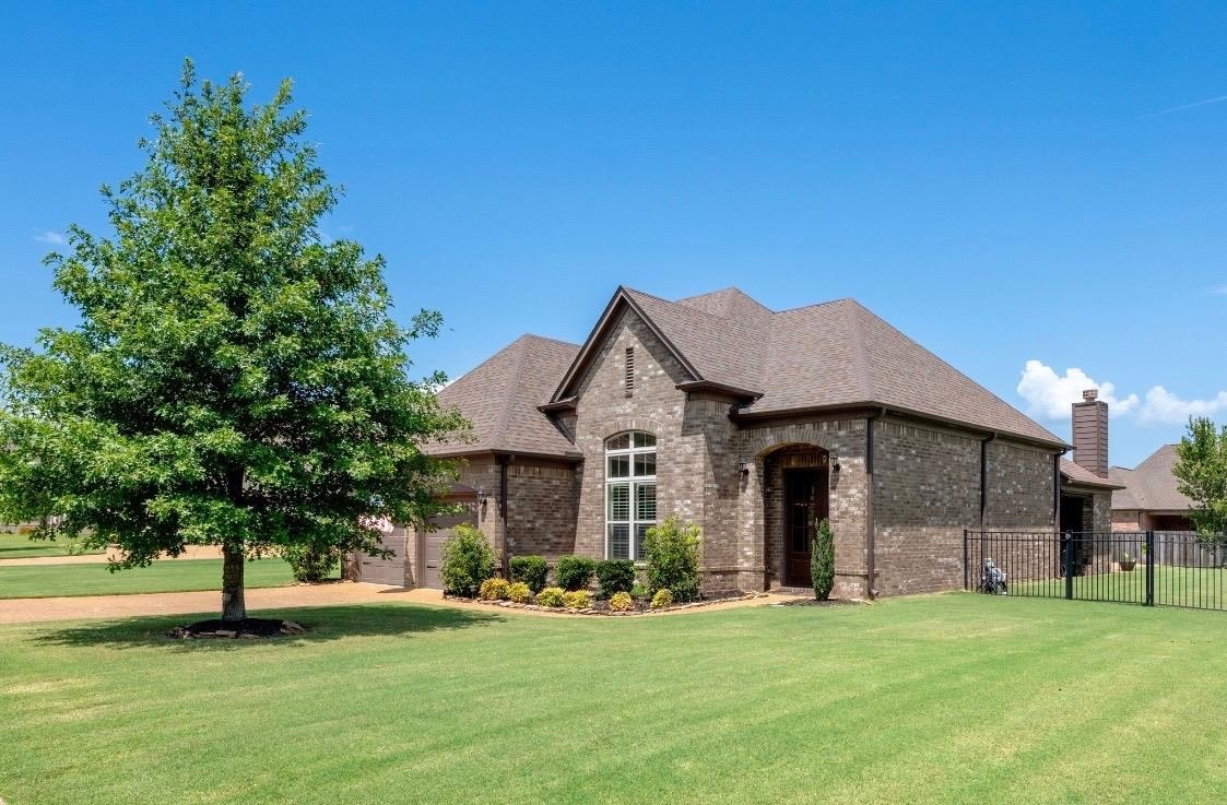 20 Misty Wood Cv Property Photo 2