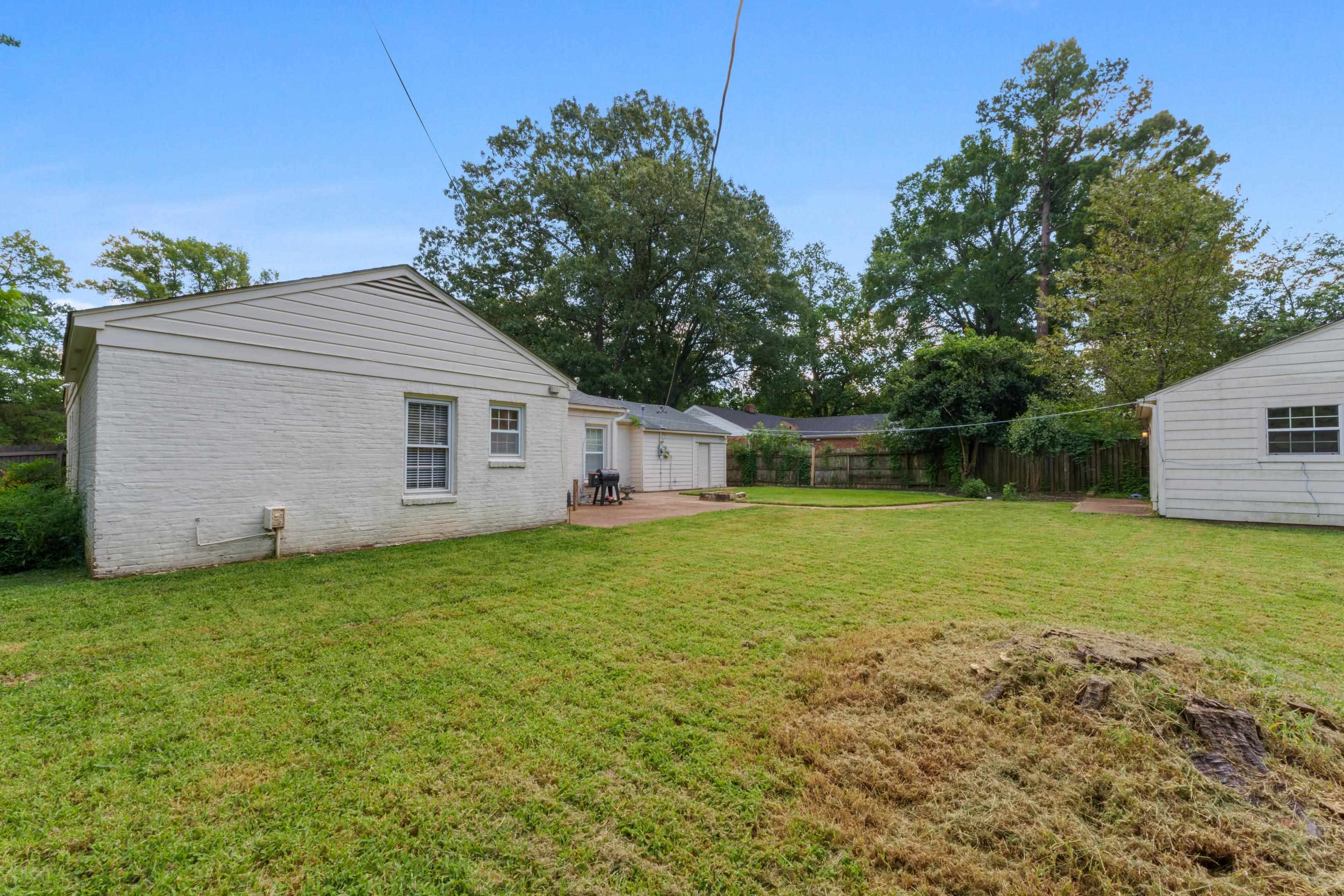 311 Avon Rd Property Photo 5