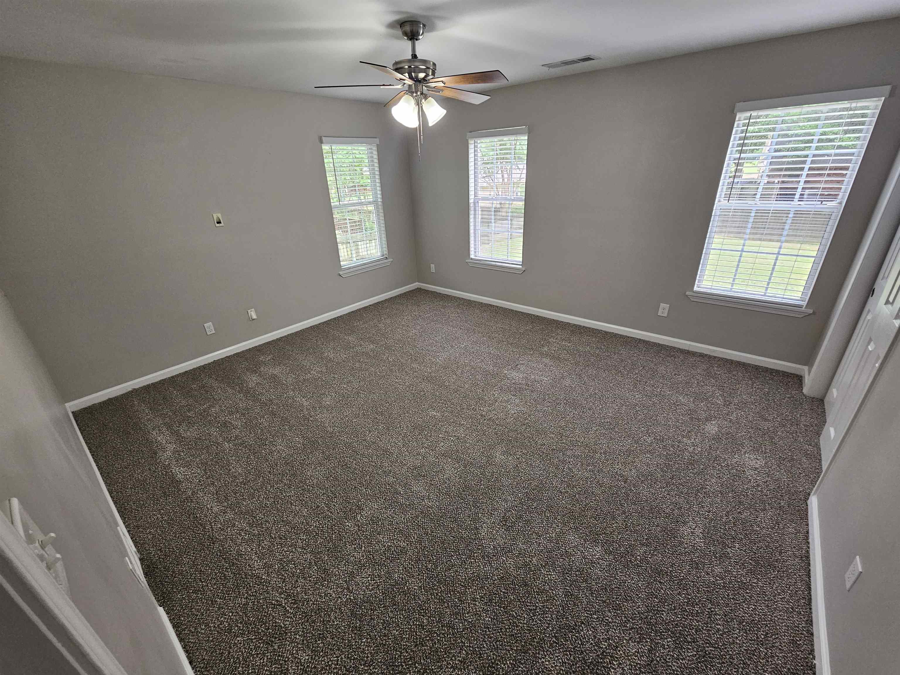 2933 Billy Cross Dr Property Photo 7