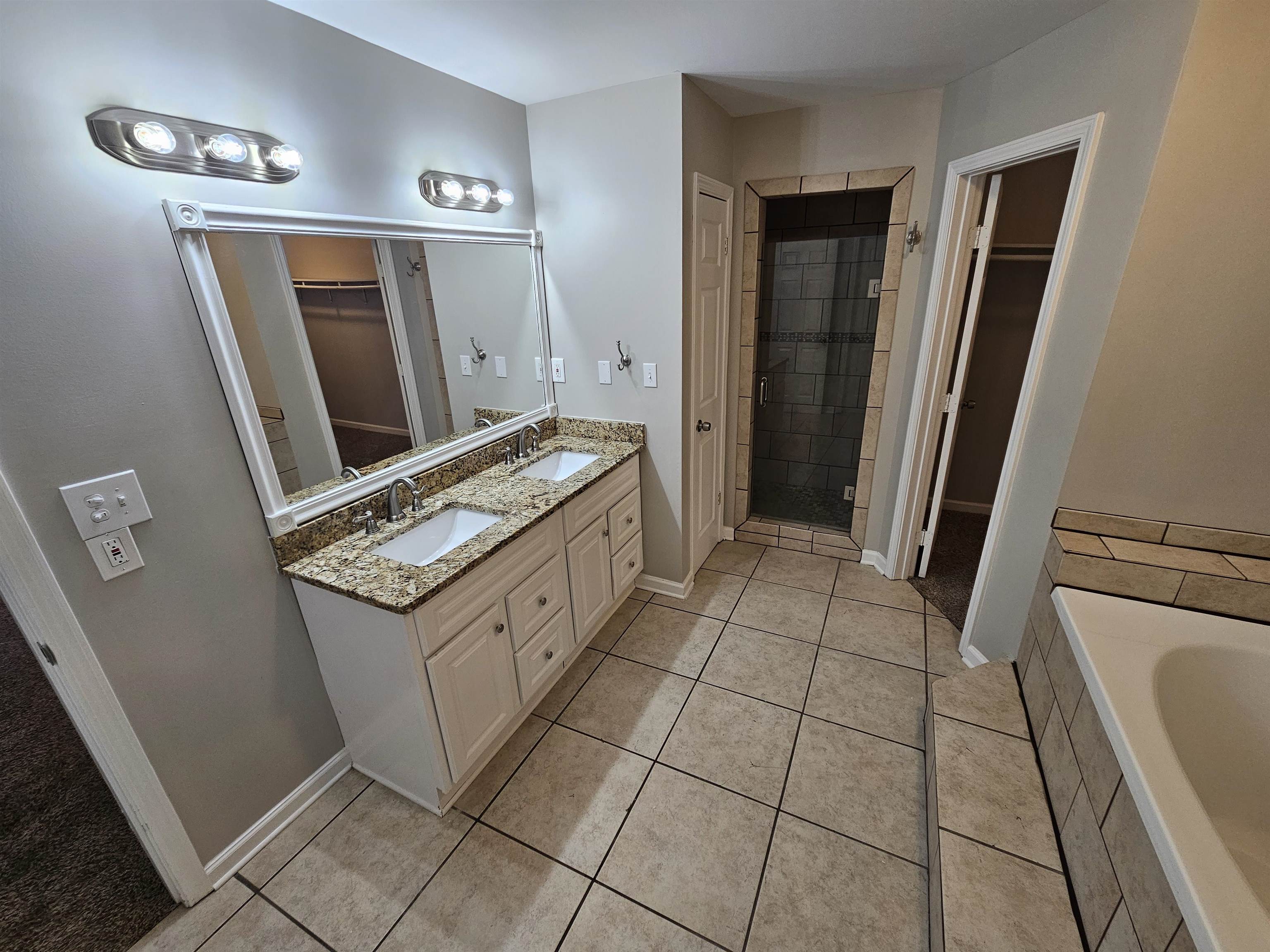 2933 Billy Cross Dr Property Photo 14