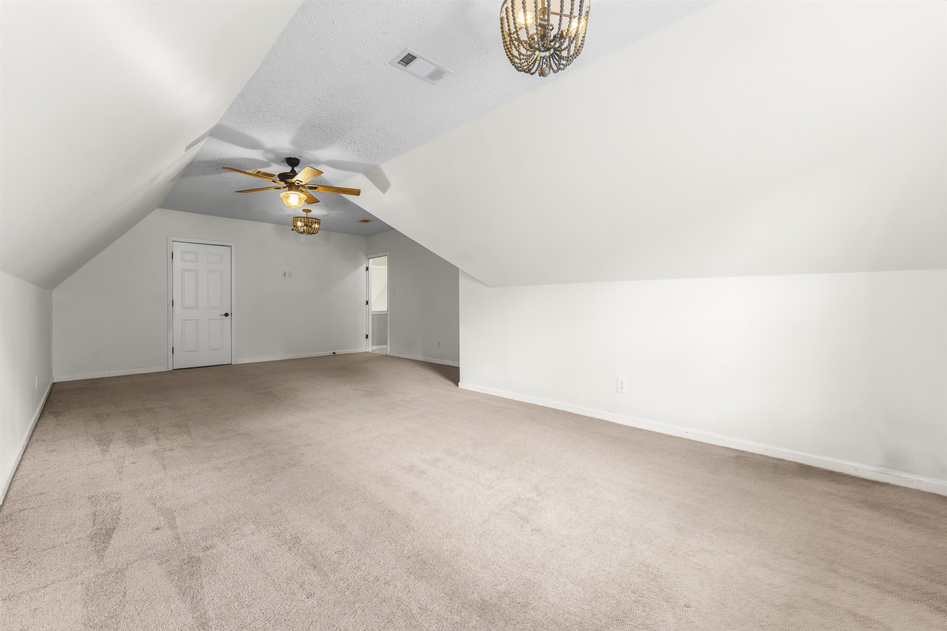 7979 Jills Creek Dr Property Photo 22