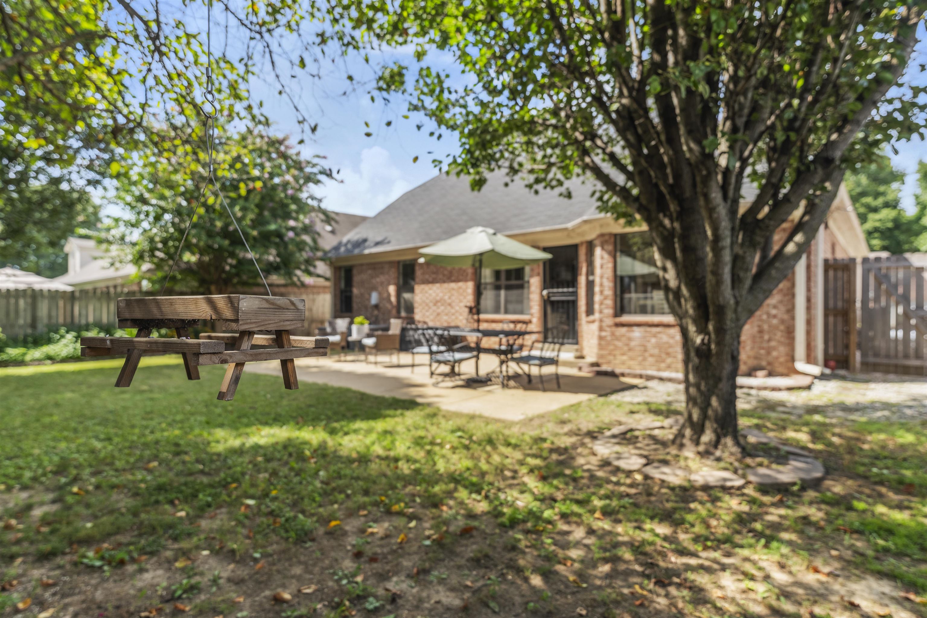 7979 Jills Creek Dr Property Photo 26