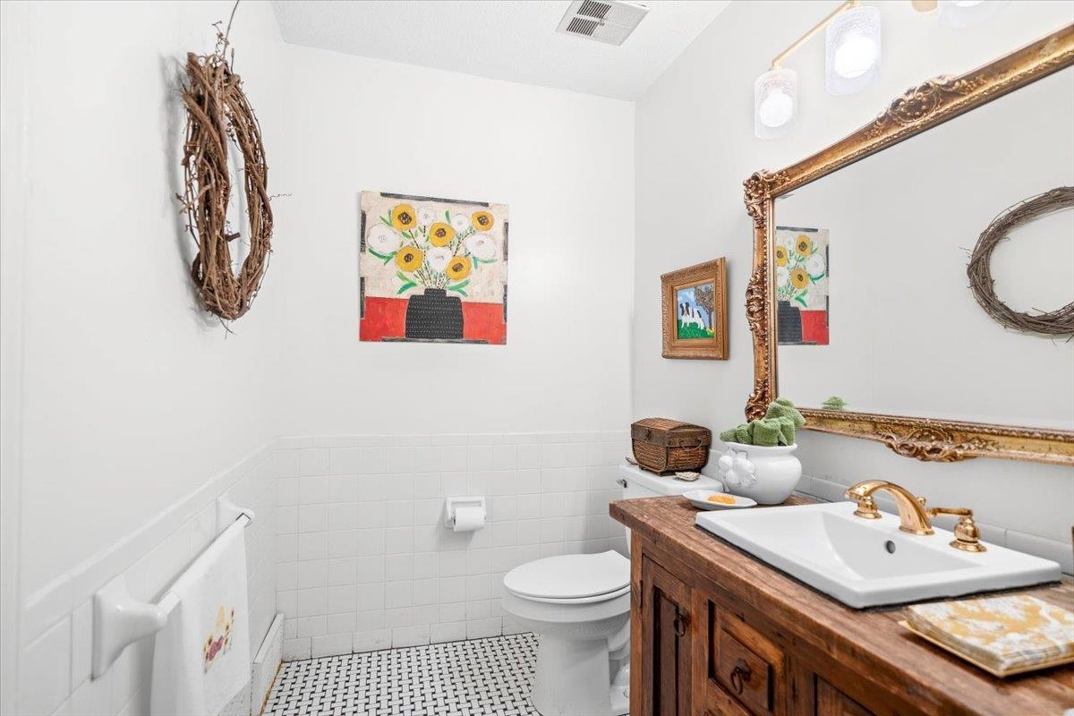 6946 Amberly Rd 6946 Property Photo 15