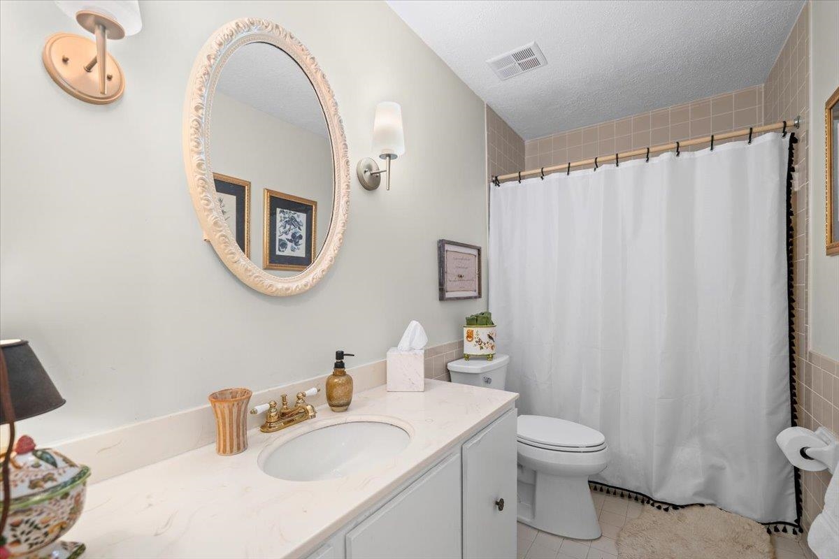 6946 Amberly Rd 6946 Property Photo 28