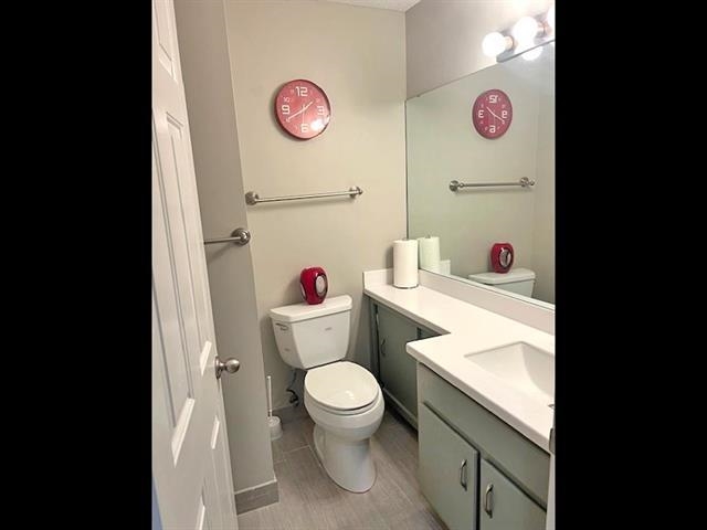 2277 Union Ave 105 Property Photo 9