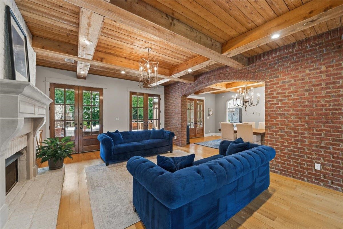 9035 Telluride Cv Property Photo 6