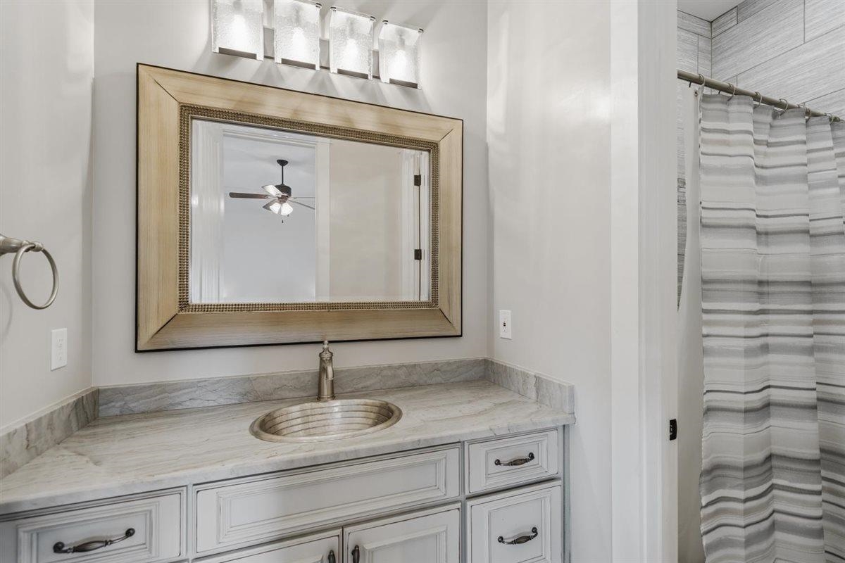 9035 Telluride Cv Property Photo 24