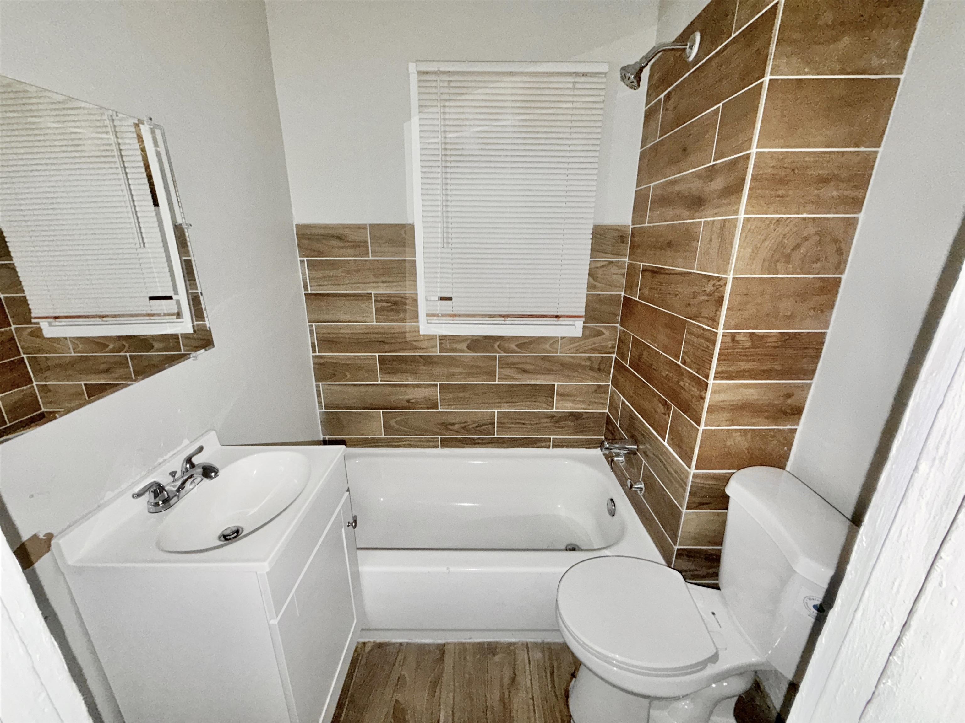 2261 Hunter Ave Property Photo 11