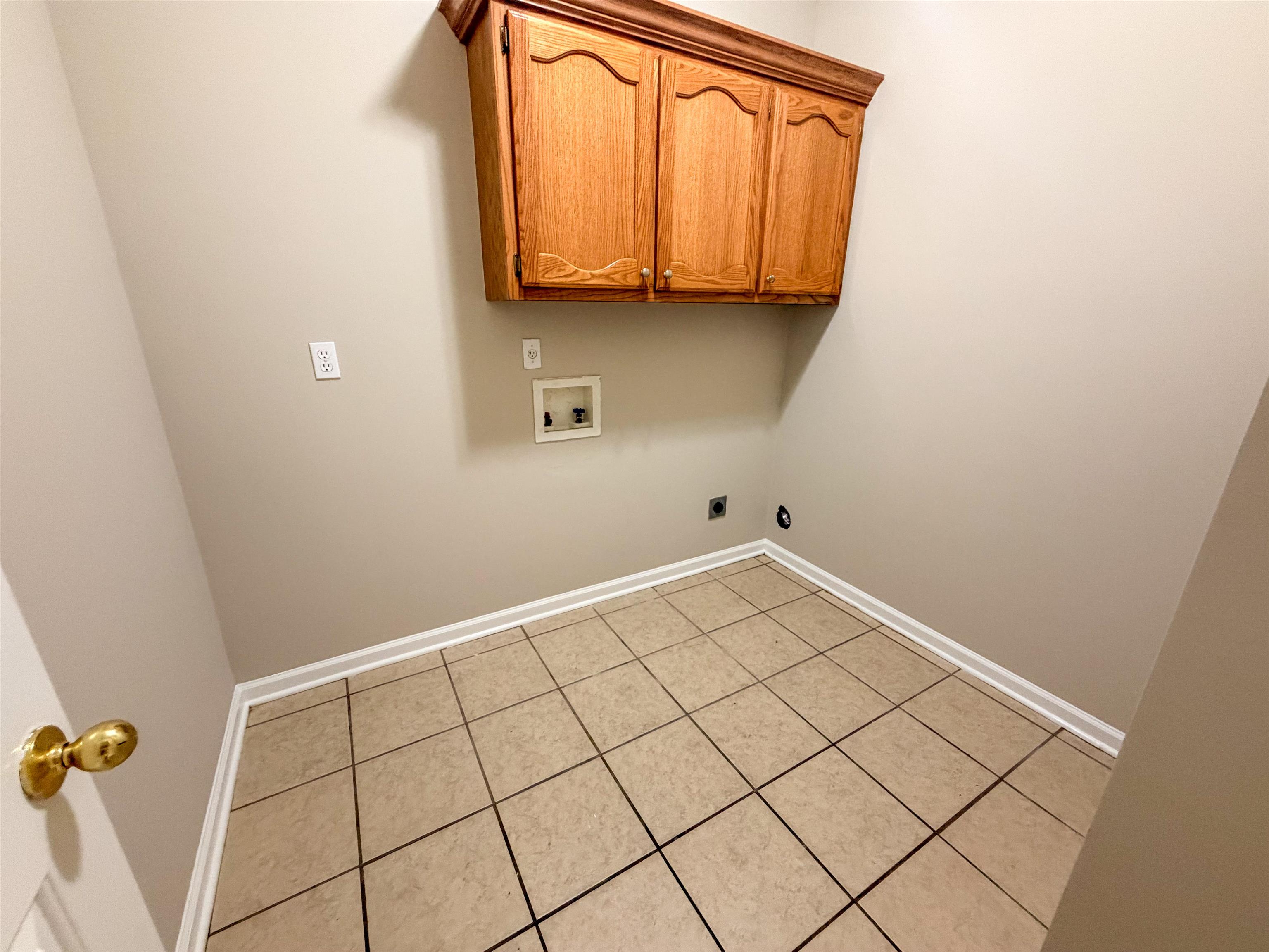 505 Fernleigh Cv Property Photo 12