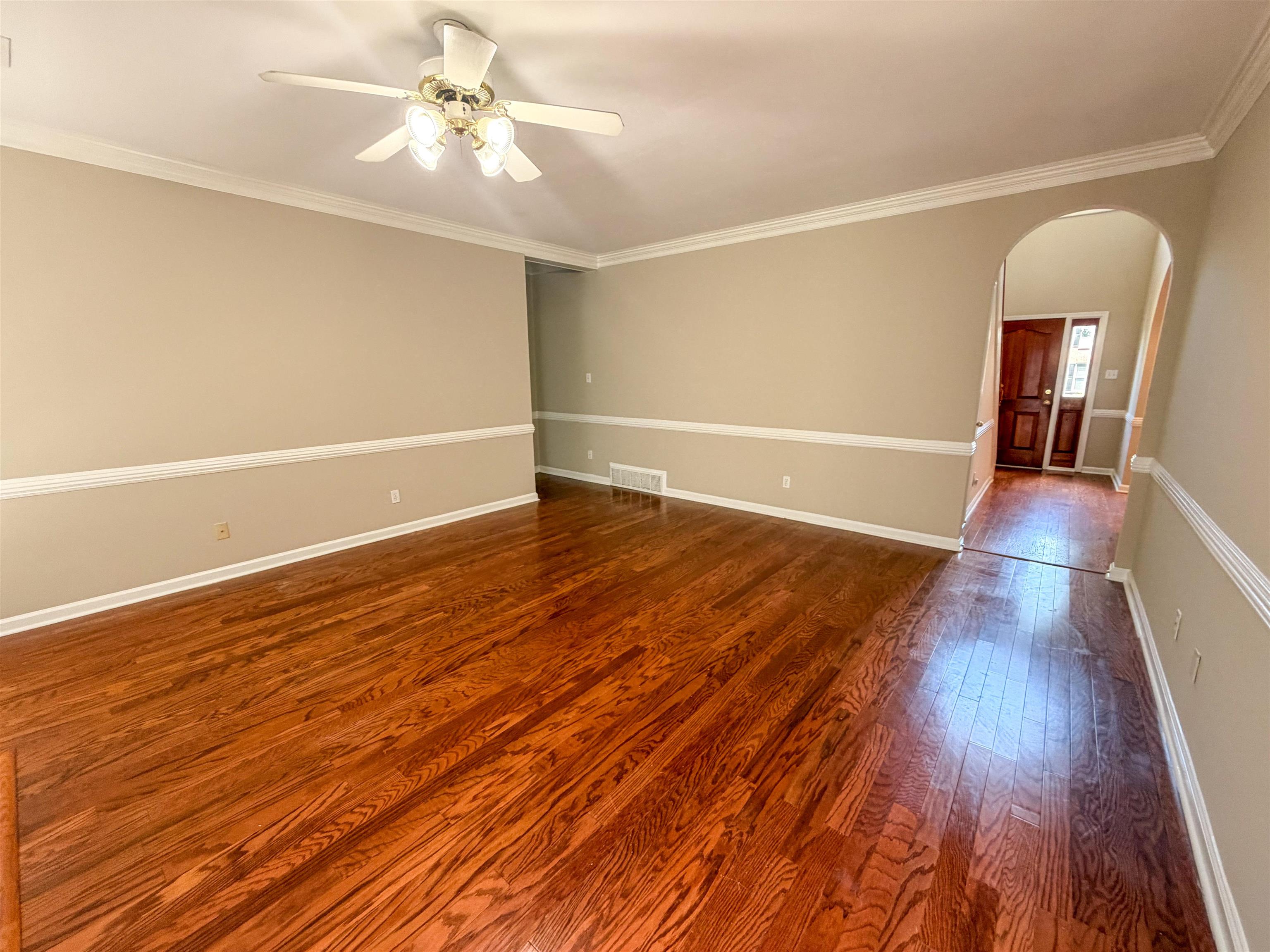 505 Fernleigh Cv Property Photo 18