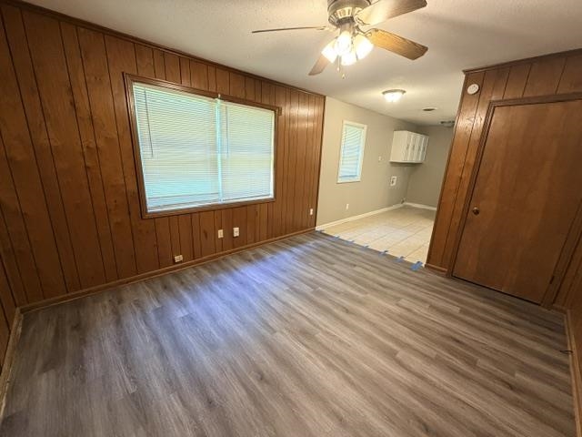 3865 Saint Elmo Ave Property Photo 5