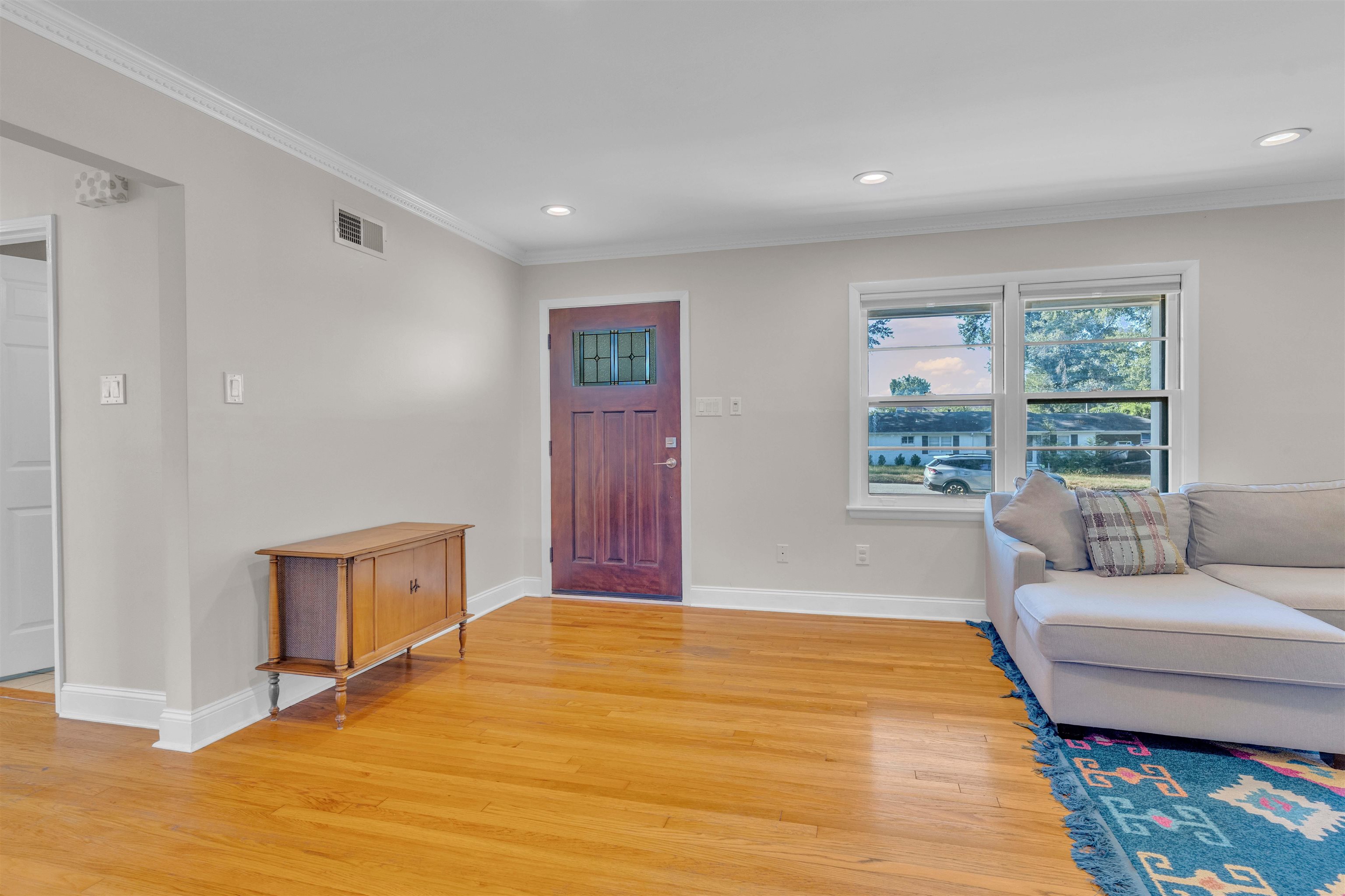 4988 Fairfield Cir Property Photo 4
