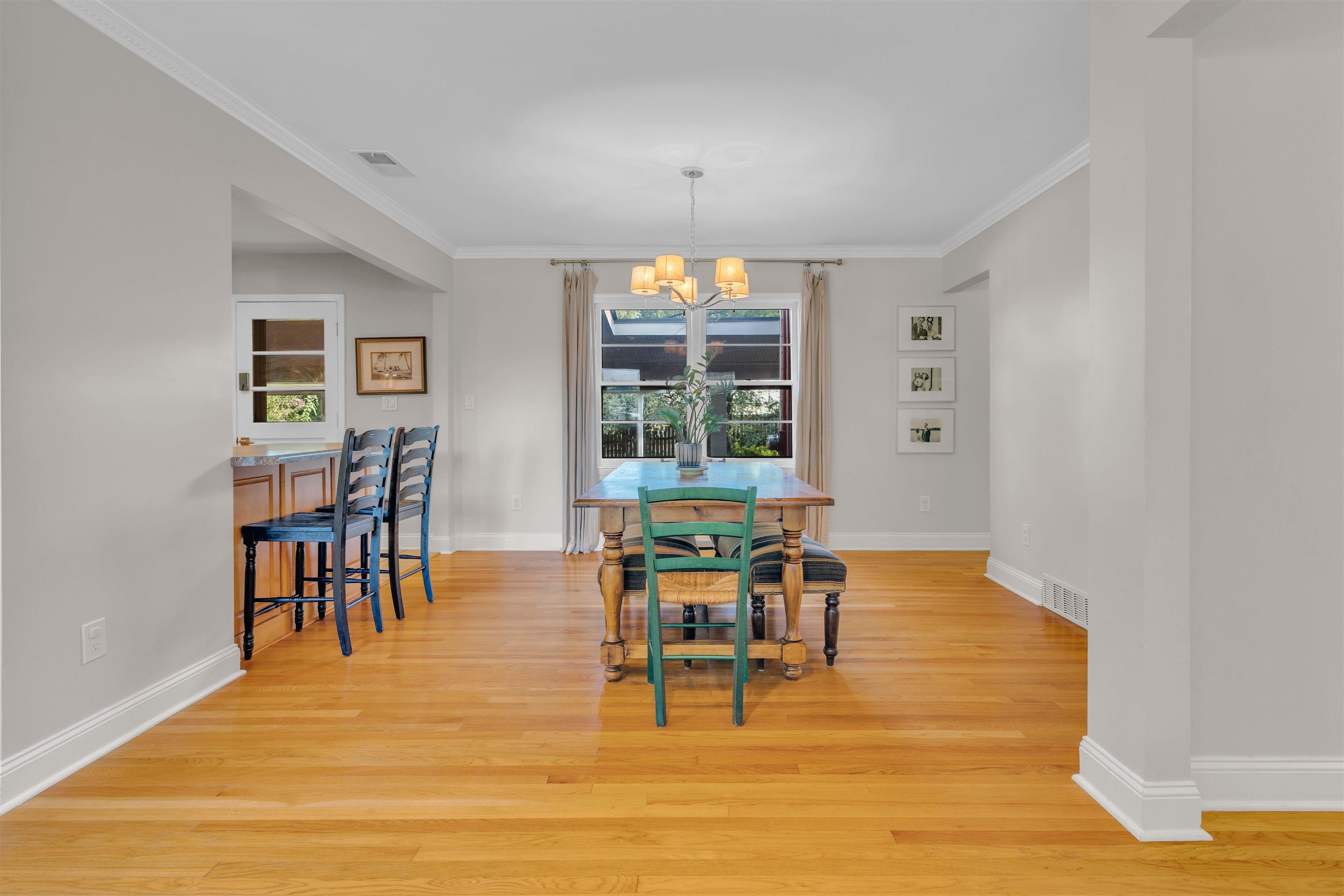 4988 Fairfield Cir Property Photo 8