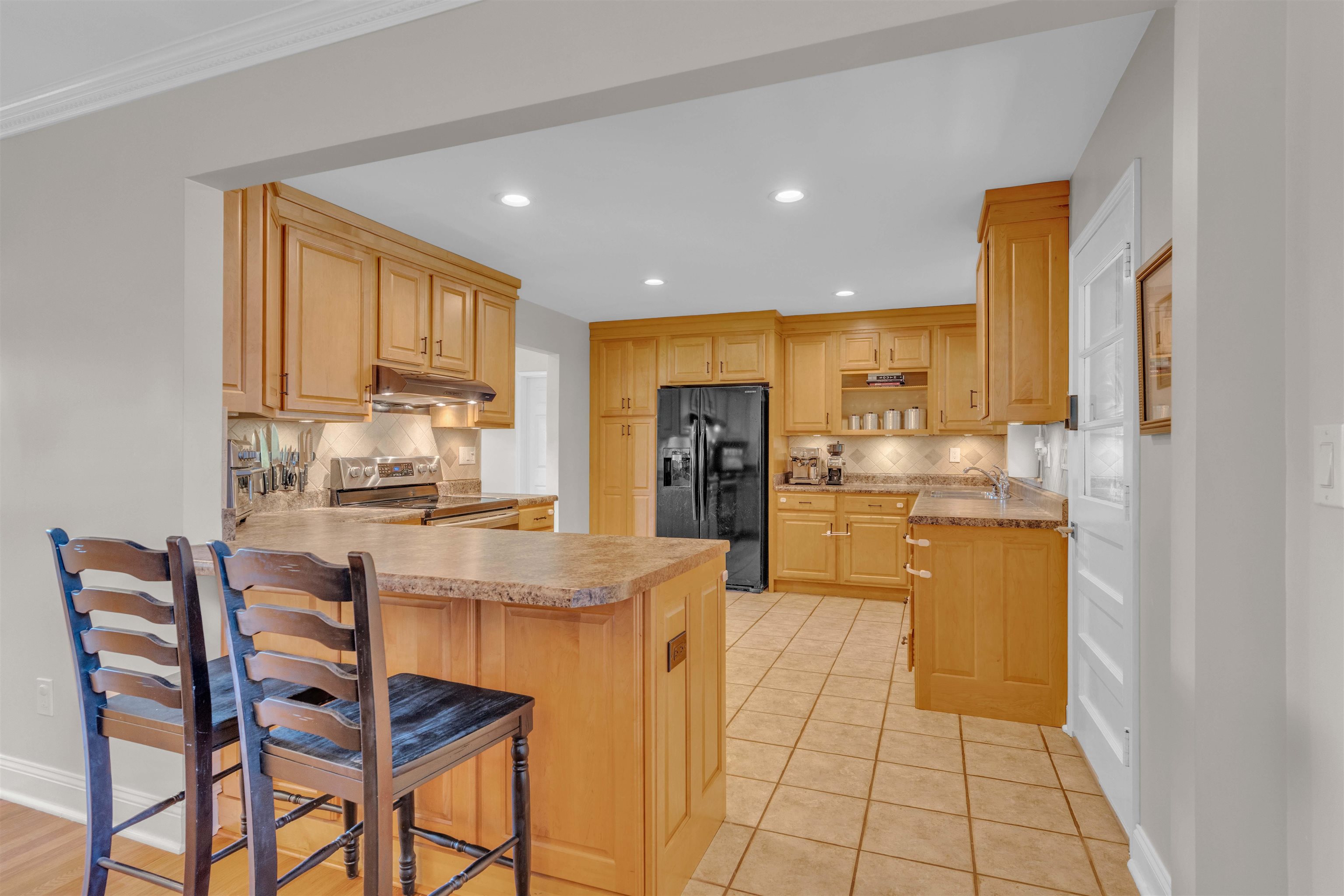 4988 Fairfield Cir Property Photo 10