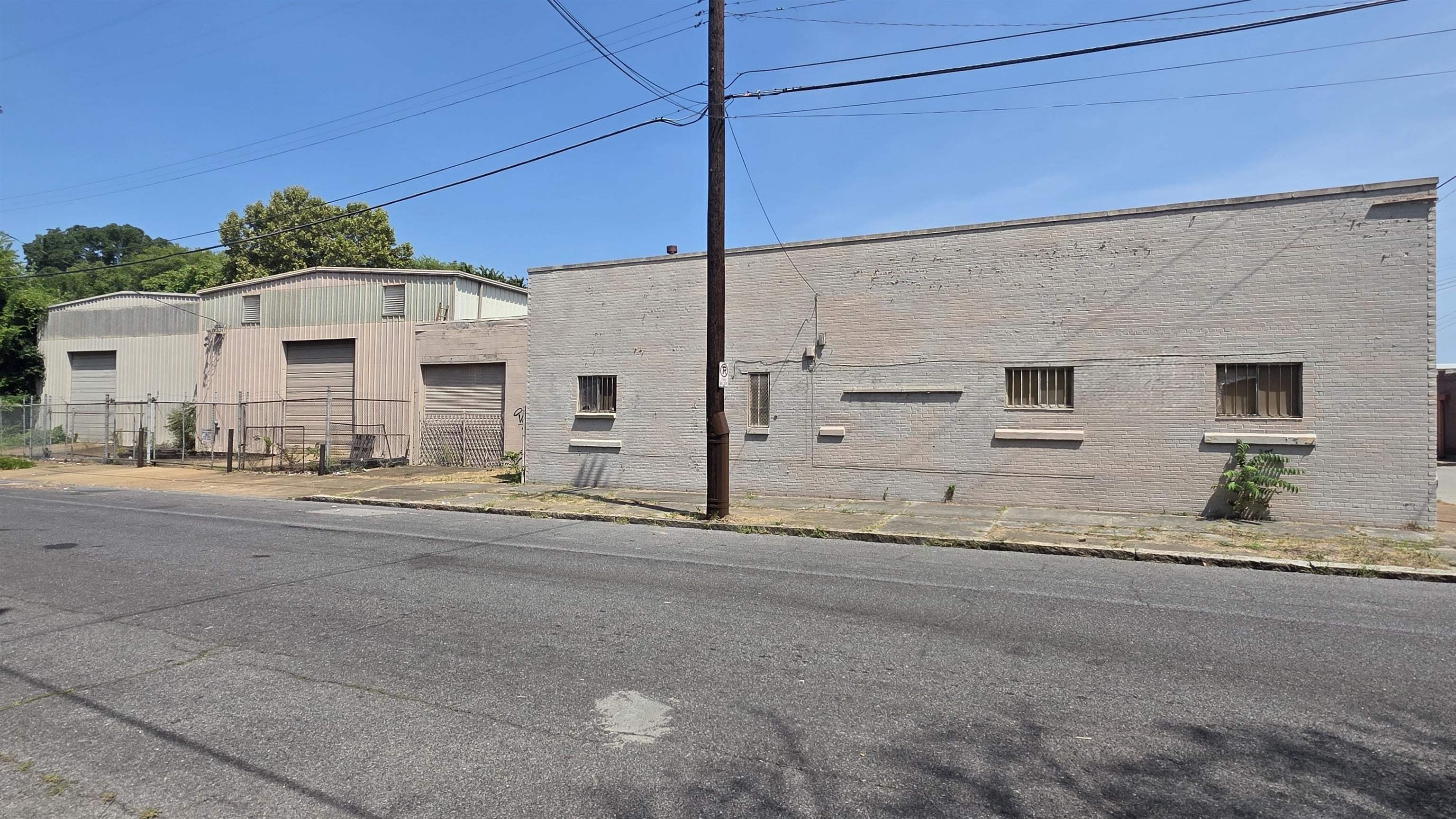 310 E Butler Ave Property Photo 1