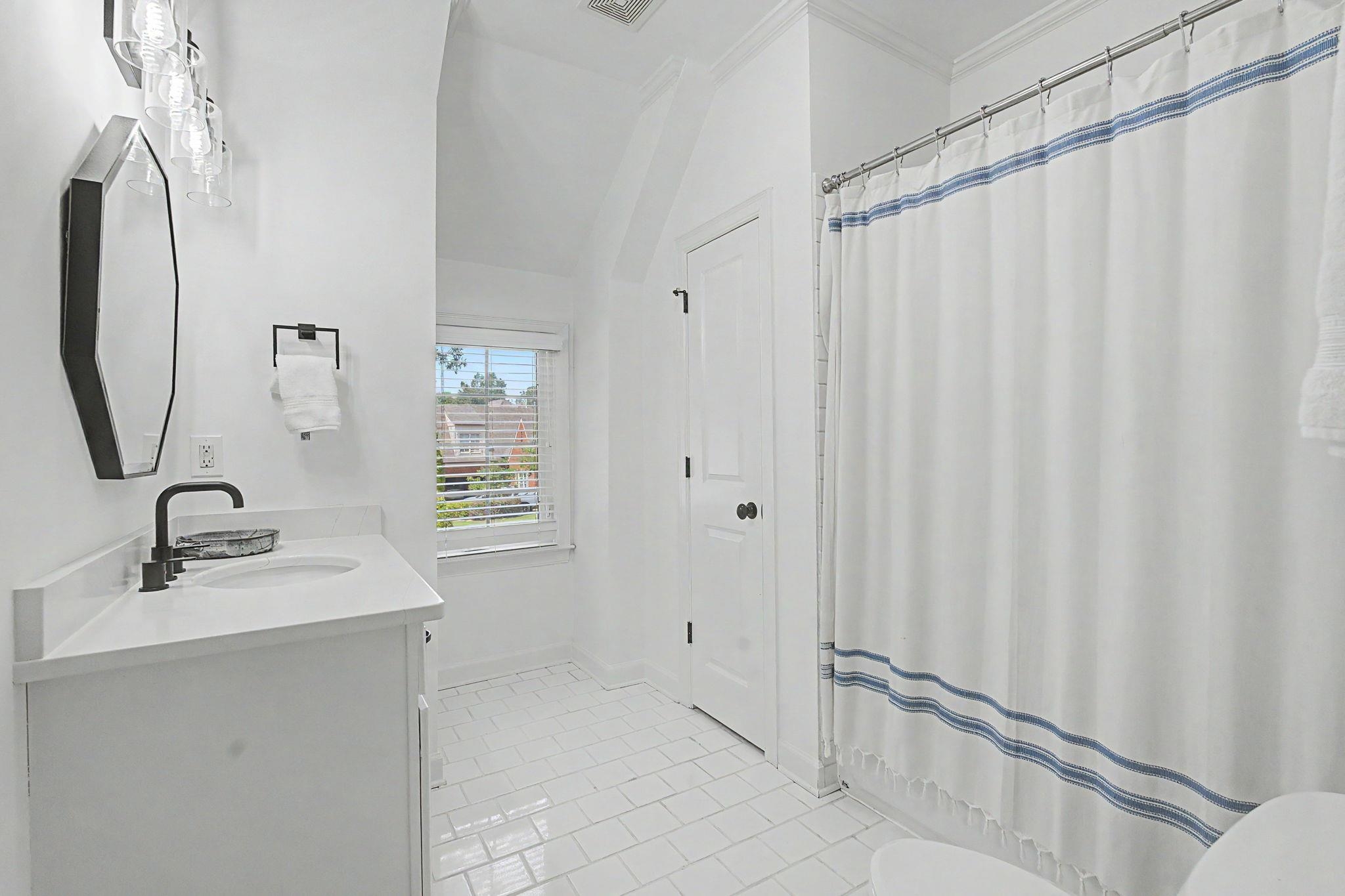 2428 Black Water Trl Property Photo 31