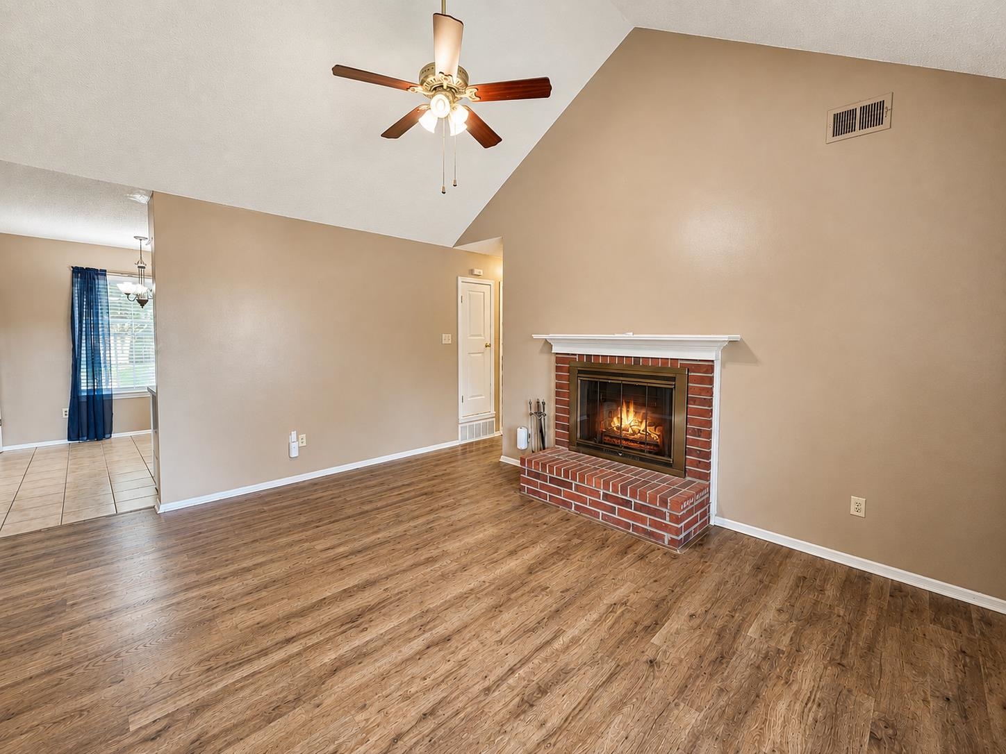 6619 Crested Oak Cv Property Photo 5