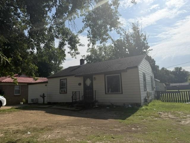 214 Sycamore Rd Property Photo 1