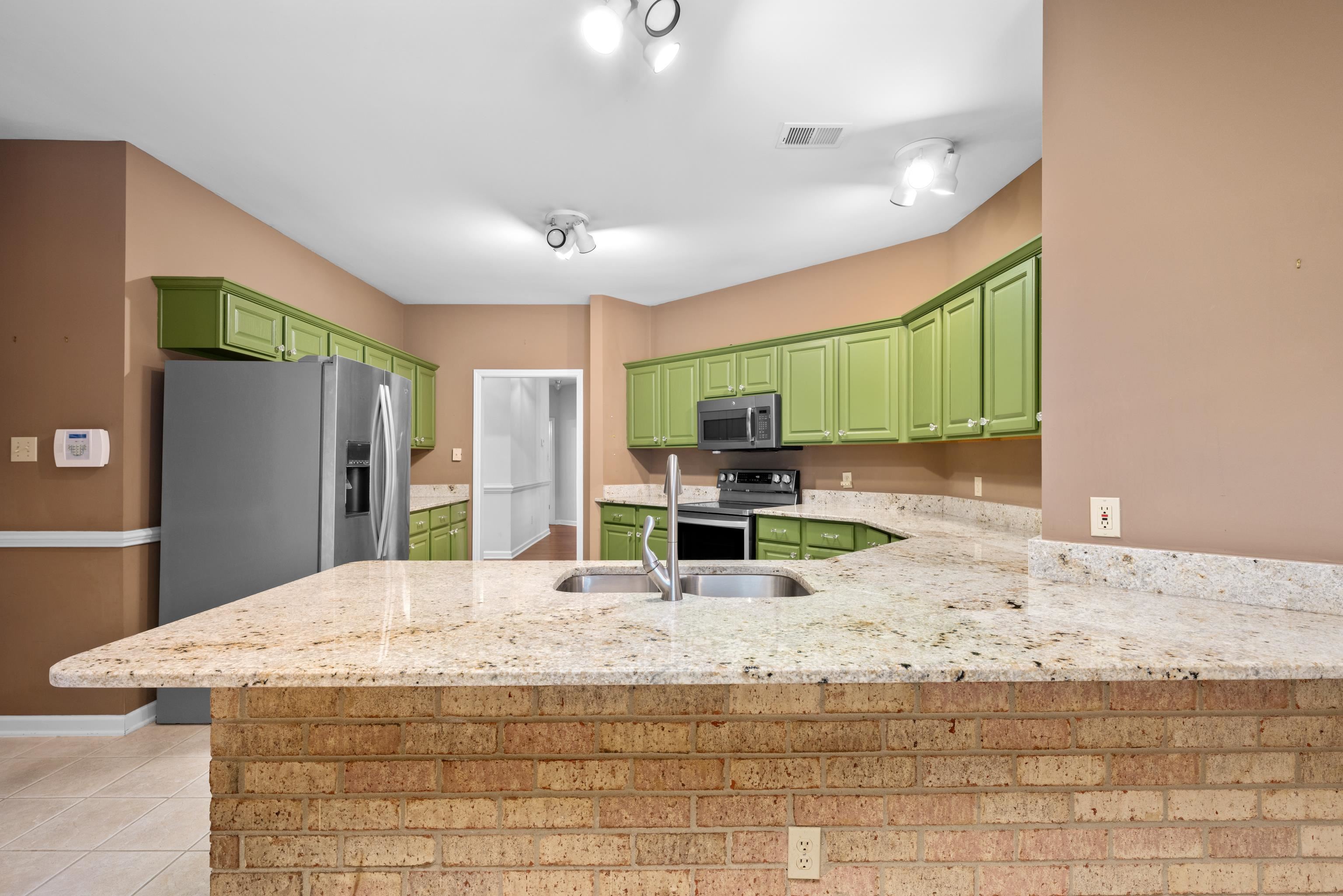 9175 Wren Hill Dr Property Photo 7