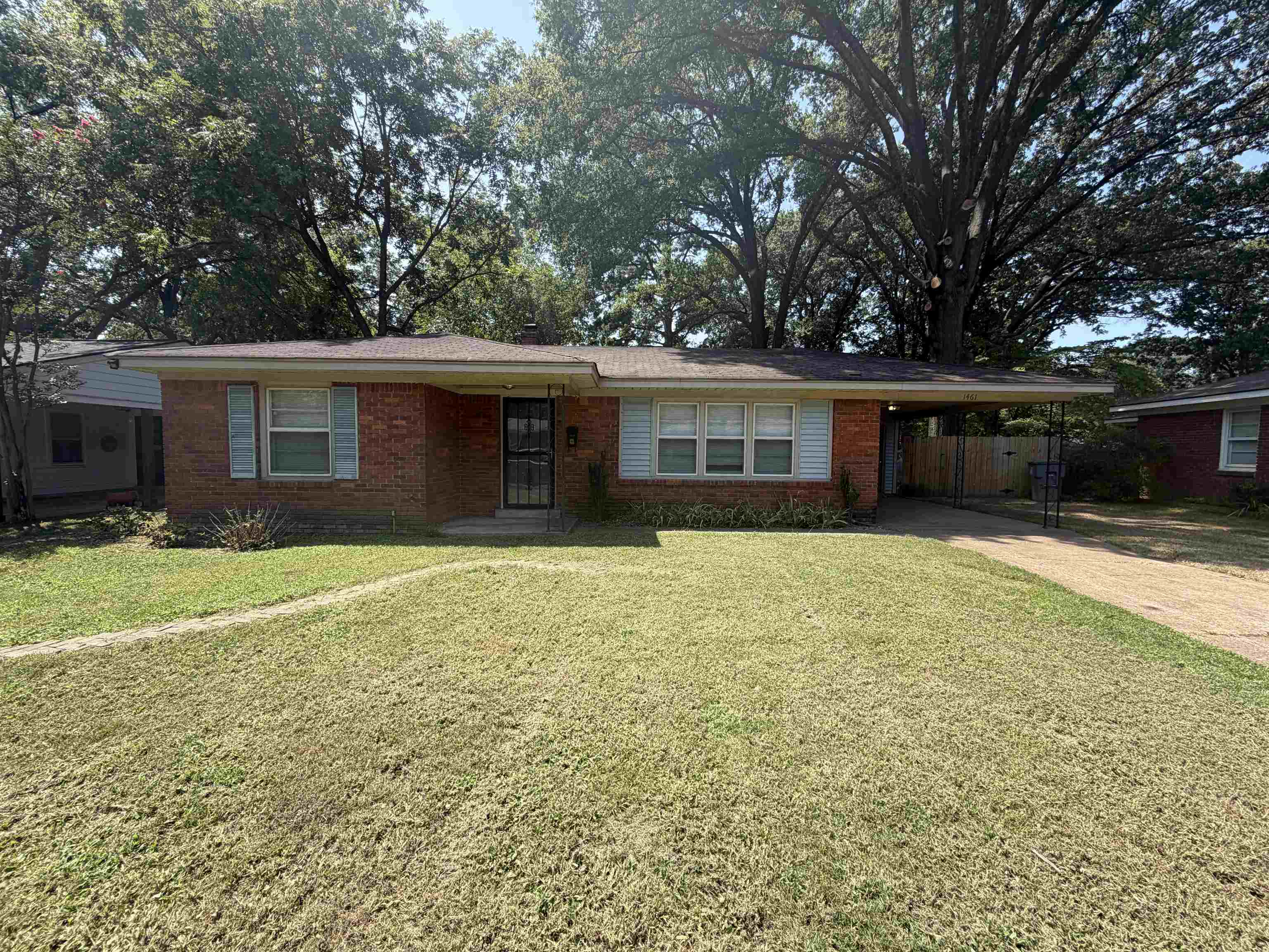 1461 WOODSTON RD Property Photo 1