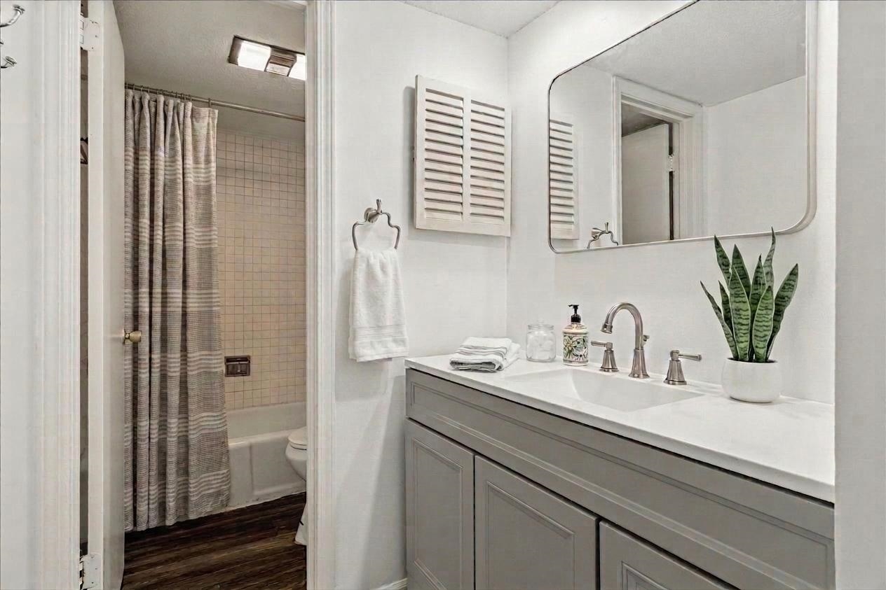 1205 Bristol Dr 4 Property Photo 25