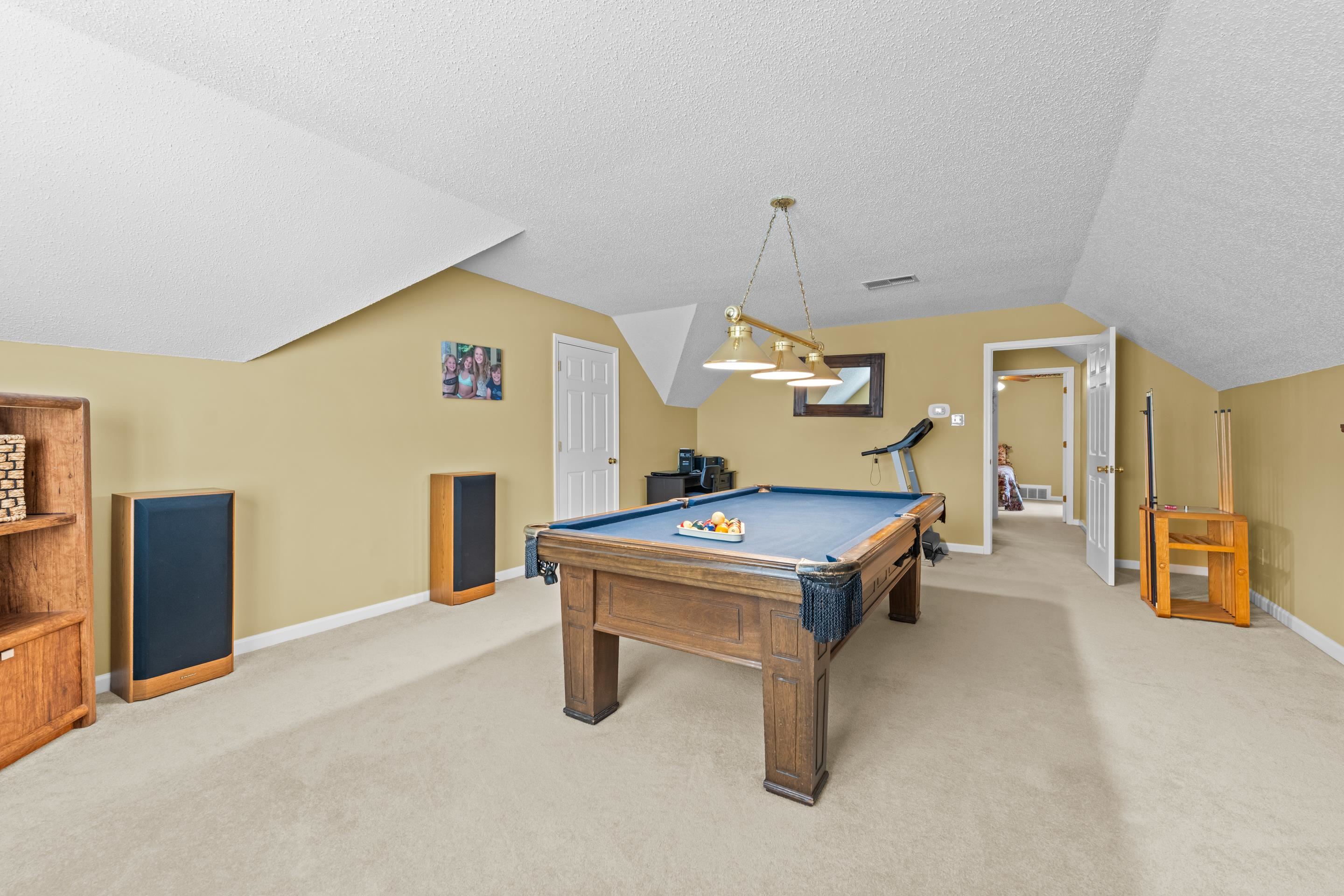 6739 Stonetrace Dr Property Photo 25