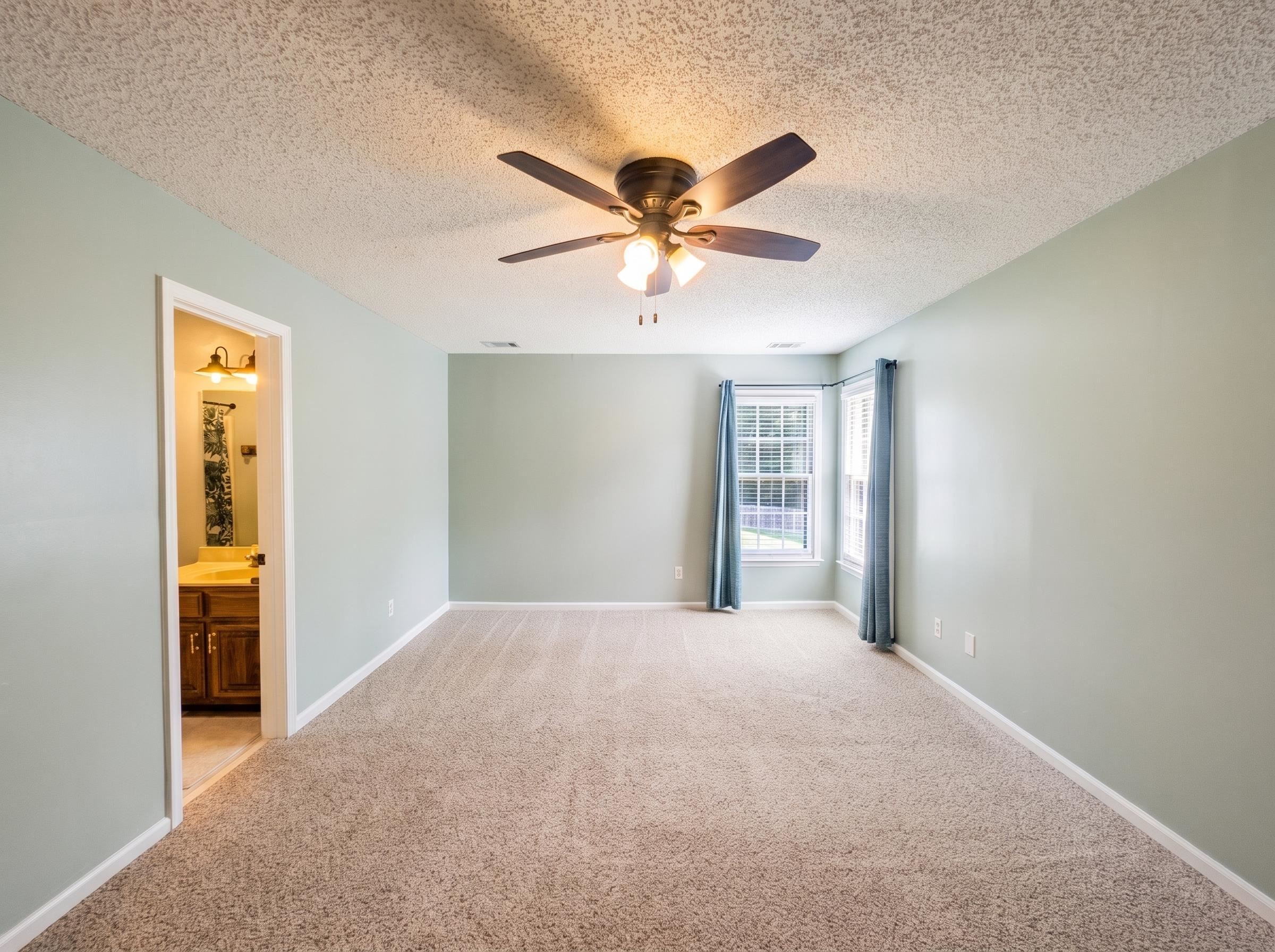 1154 Forest Wood Cv E Property Photo 20