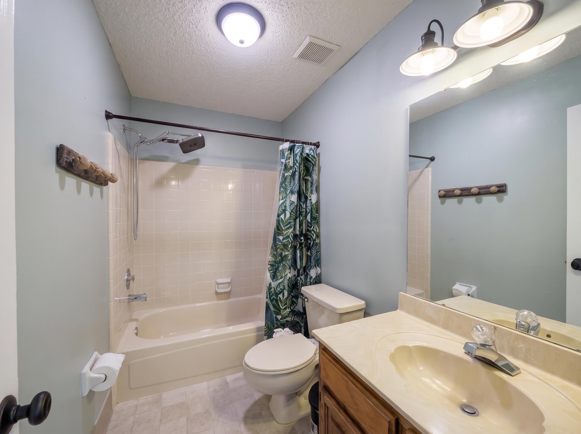 1154 Forest Wood Cv E Property Photo 21