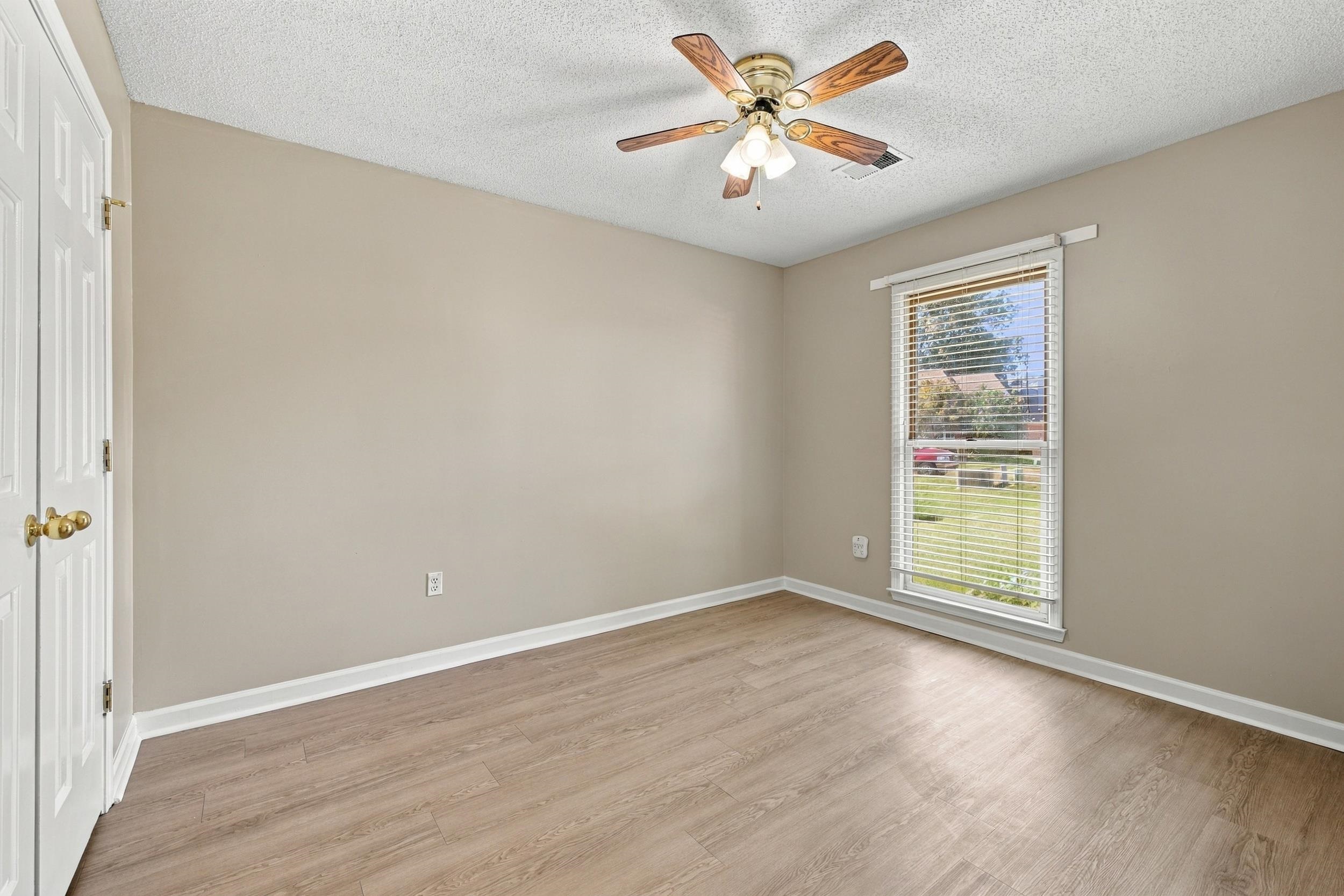 3180 Hedgemore Cv Property Photo 15