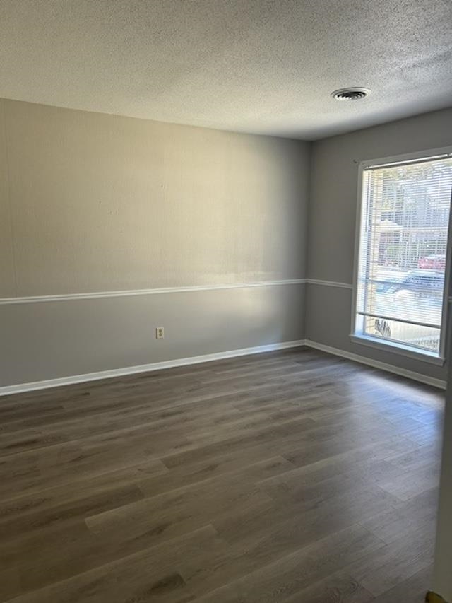 1006 Hungerford St Property Photo 16