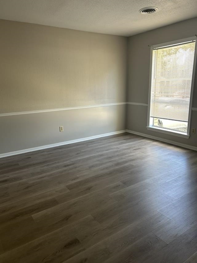 1006 Hungerford St Property Photo 18