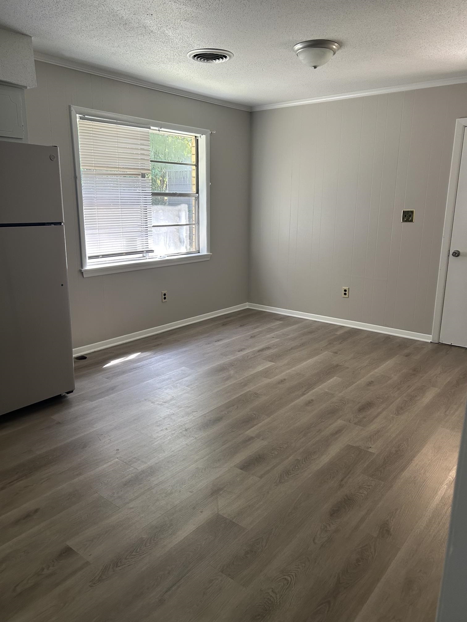 1006 Hungerford St Property Photo 23