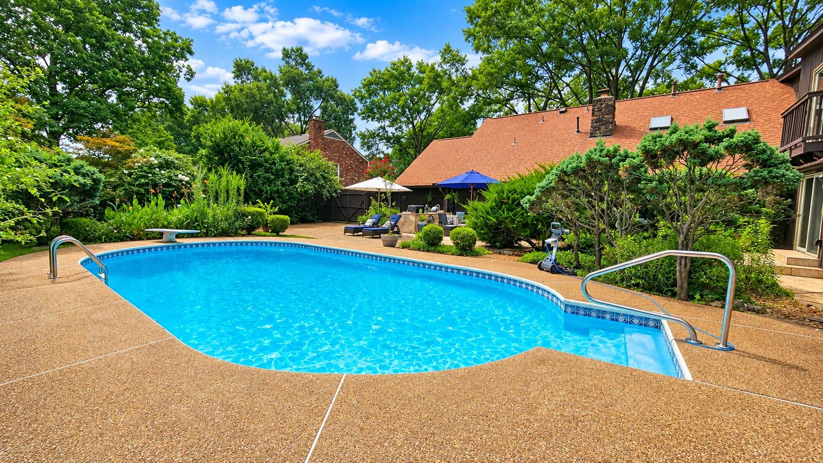 6908 Silver Maple Cv Property Photo 5