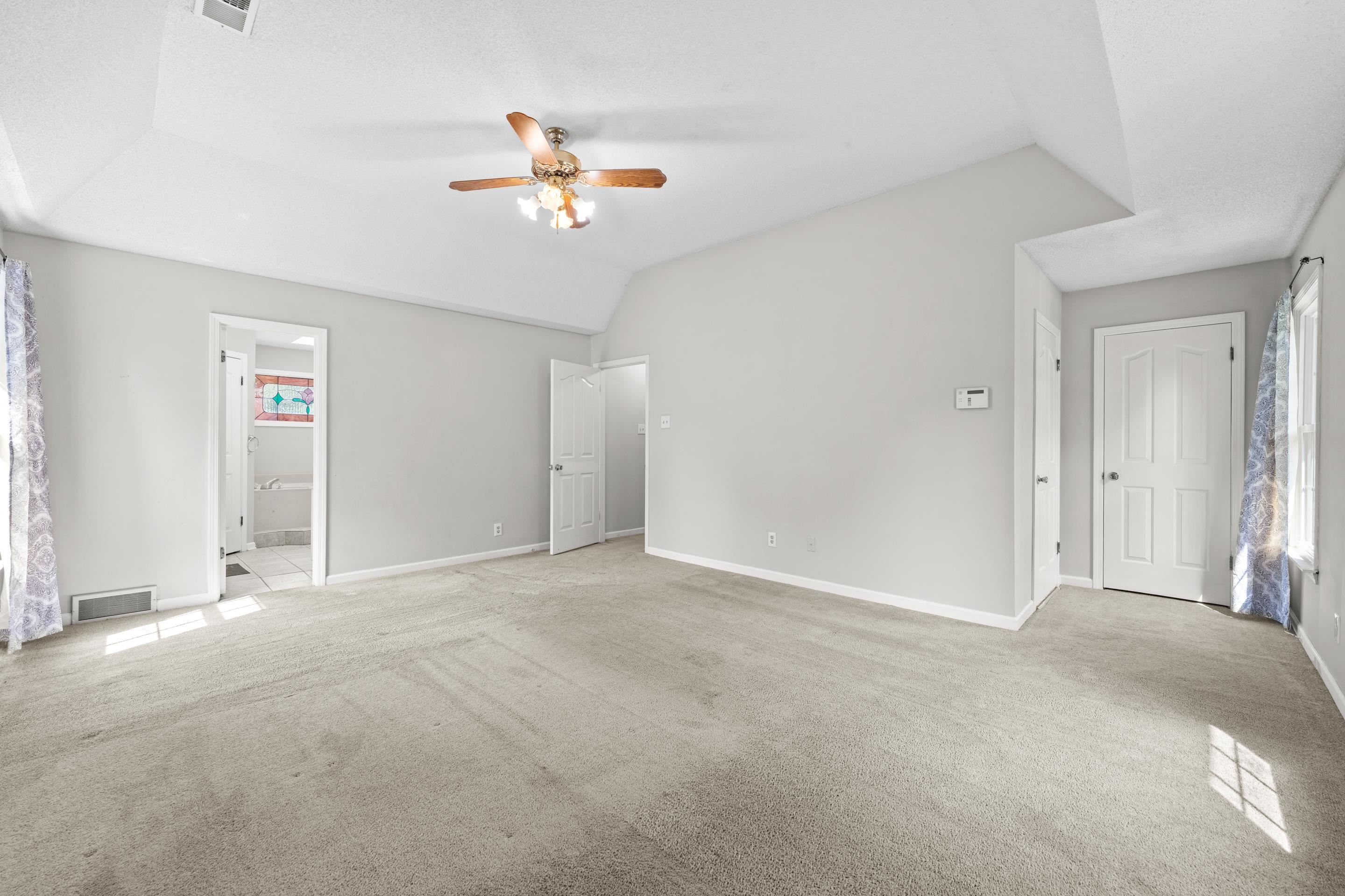 8187 Walnut Creek Rd Property Photo 19