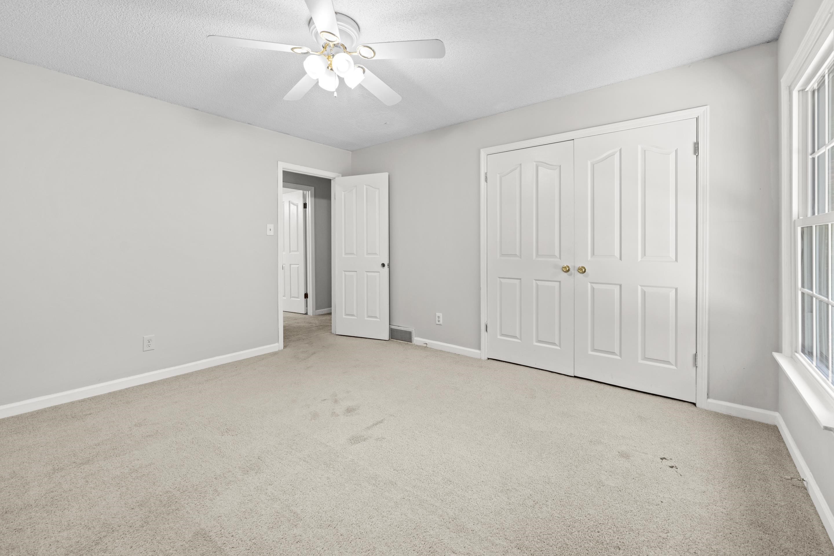 8187 Walnut Creek Rd Property Photo 27
