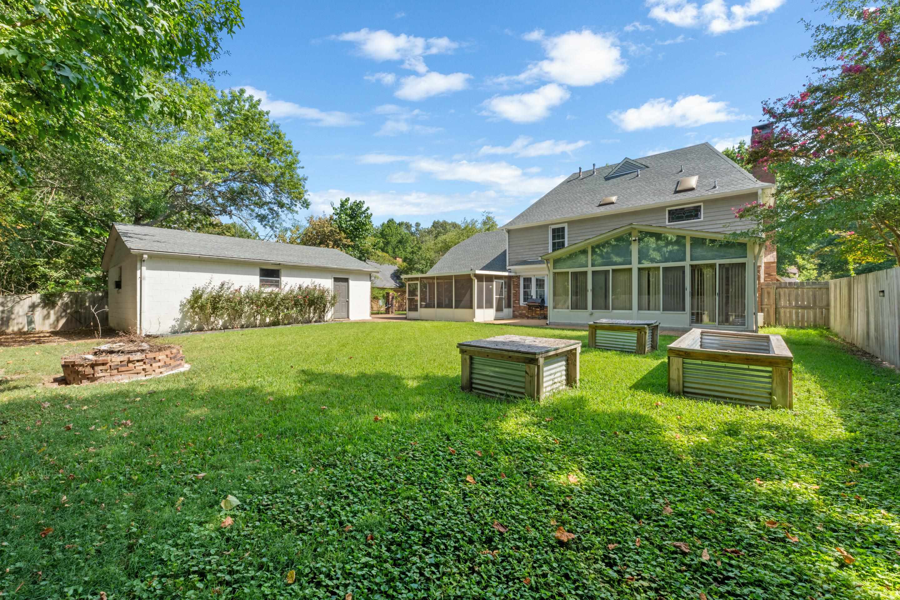 8187 Walnut Creek Rd Property Photo 38