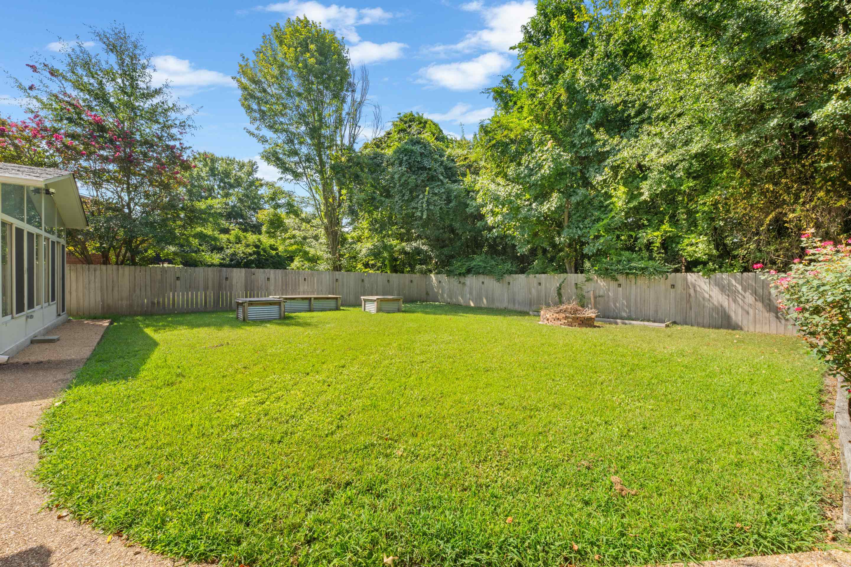 8187 Walnut Creek Rd Property Photo 40