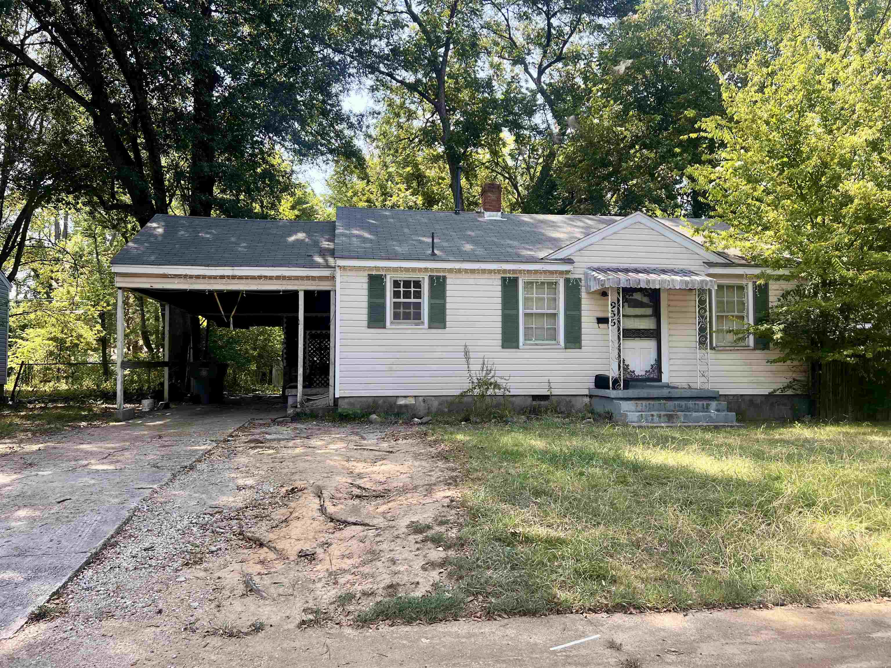 955 Bonnie St Property Photo 1