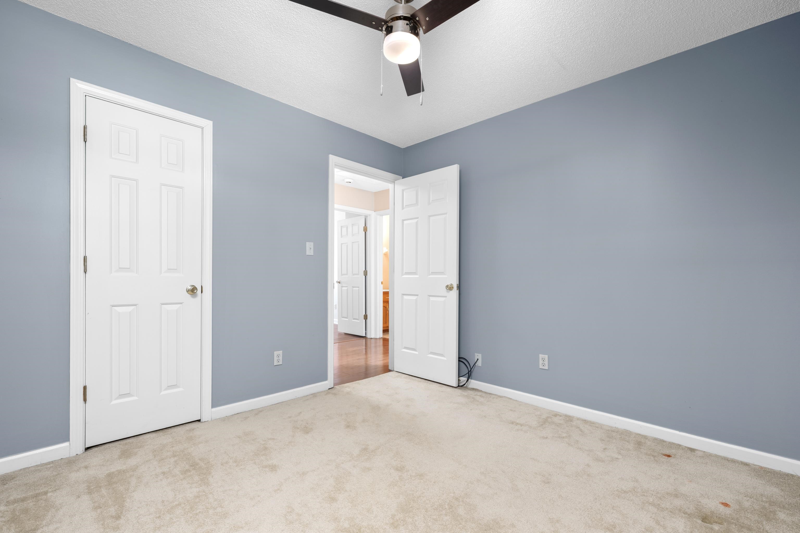 7430 Oakfield Dr Property Photo 21