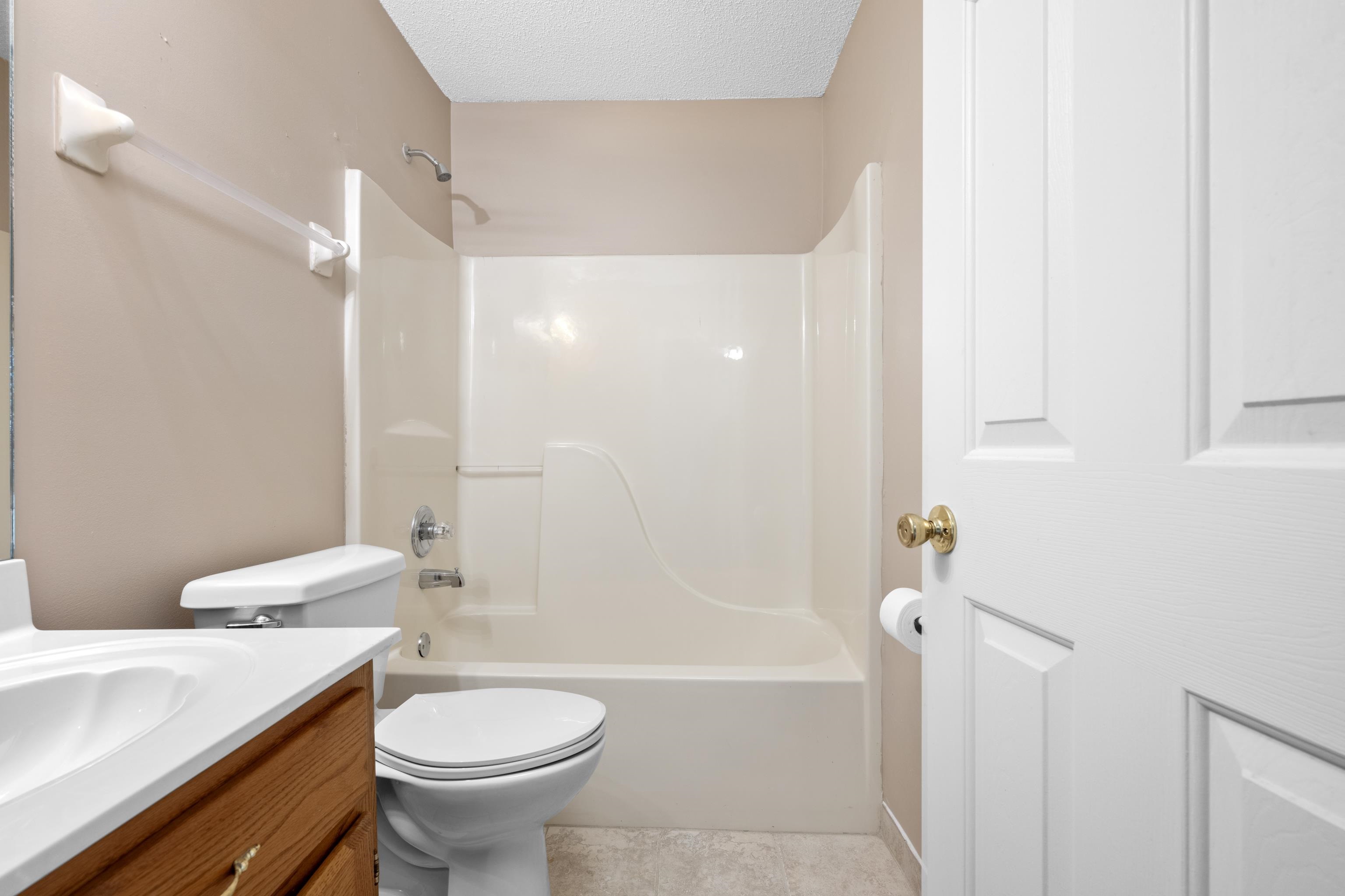 7430 Oakfield Dr Property Photo 25