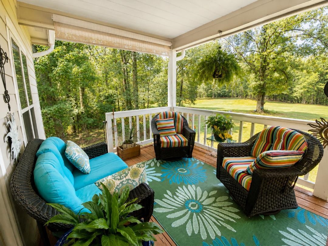 200 Vantage Pt Property Photo 6