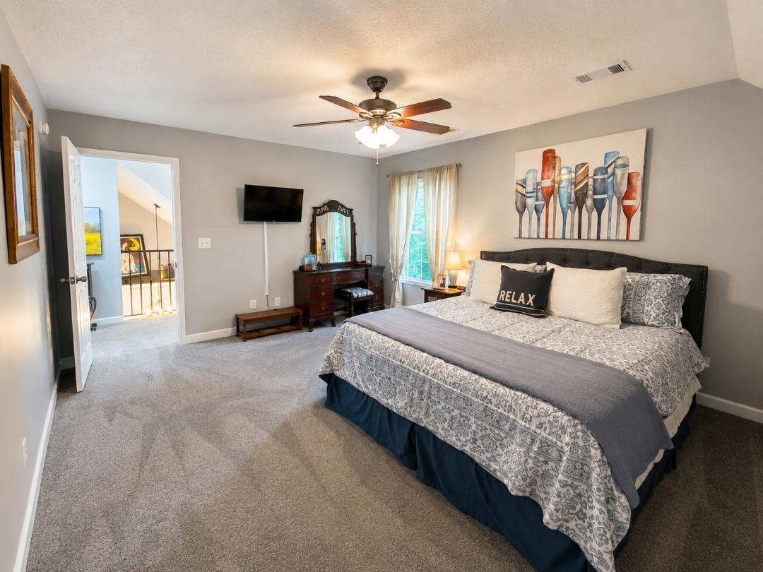 200 Vantage Pt Property Photo 22