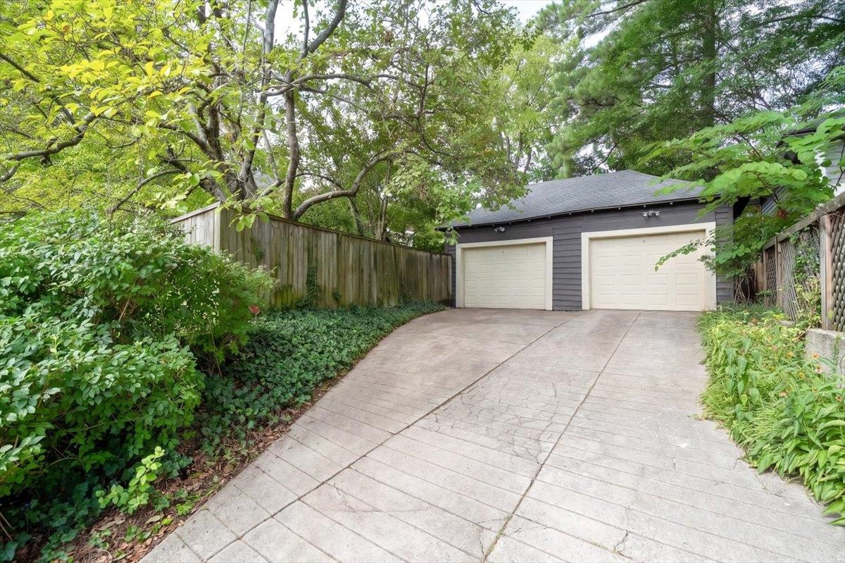 1904 Harbert Ave Property Photo 3