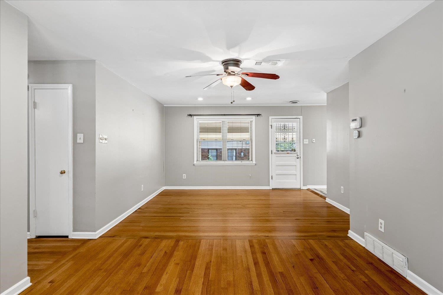 5303 Edenshire Ave Property Photo 11